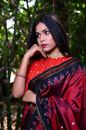 Laal Dongria Silk Saree