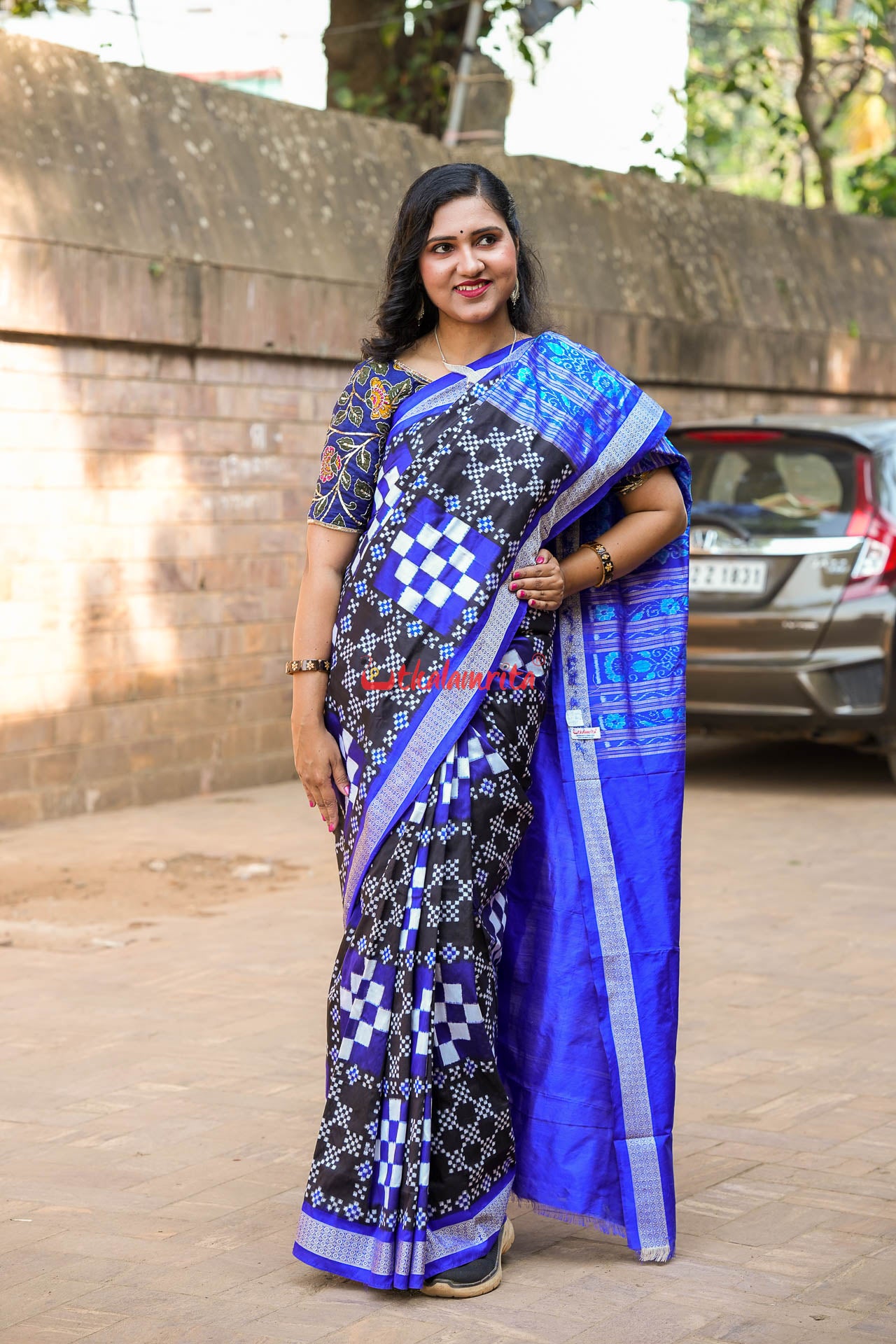 Blue Big Small Pasapali Sambalpuri Silk Saree