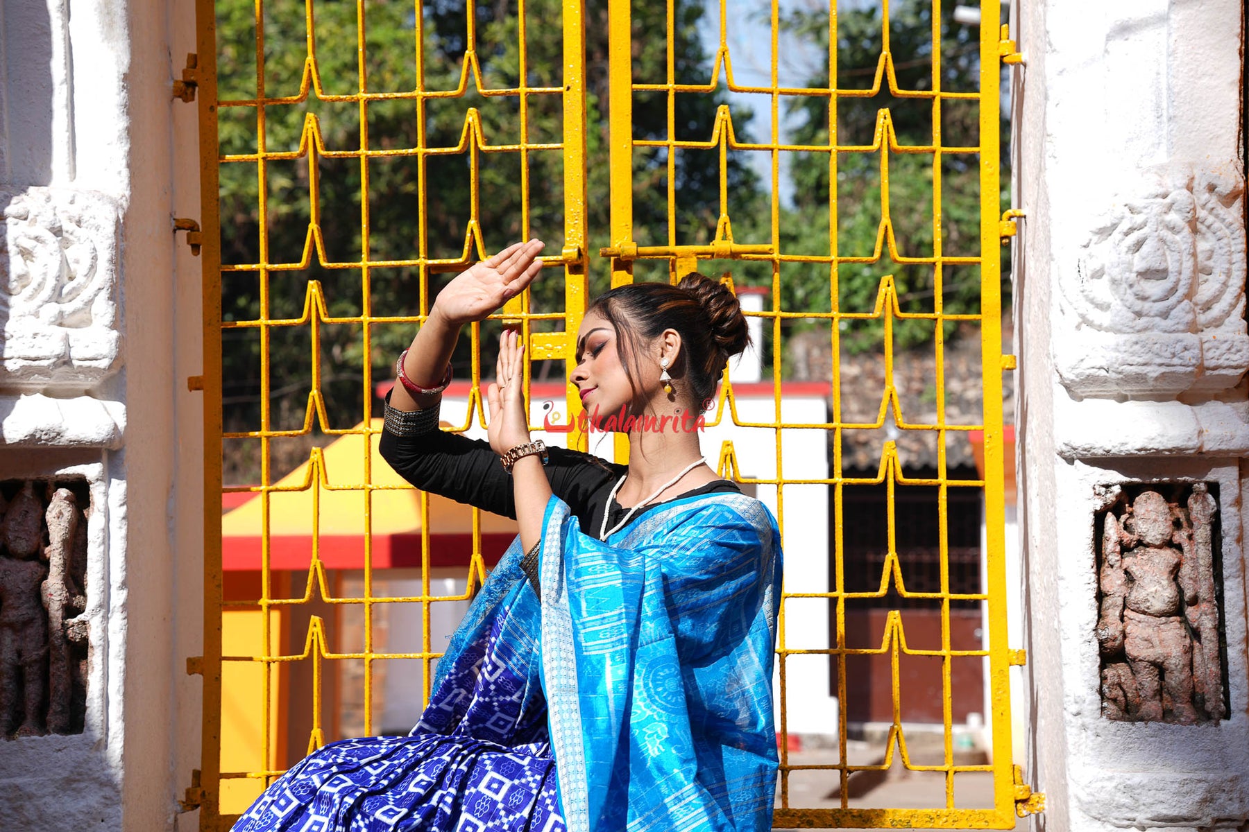 Blue Flowers and Kuthi Sambalpuri Silk Saree