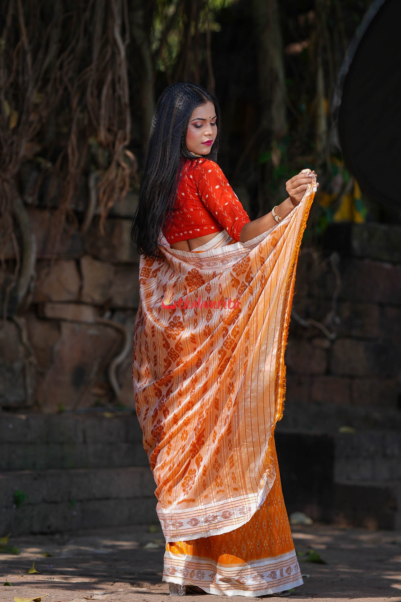 Mustard S White Khandua Silk Saree