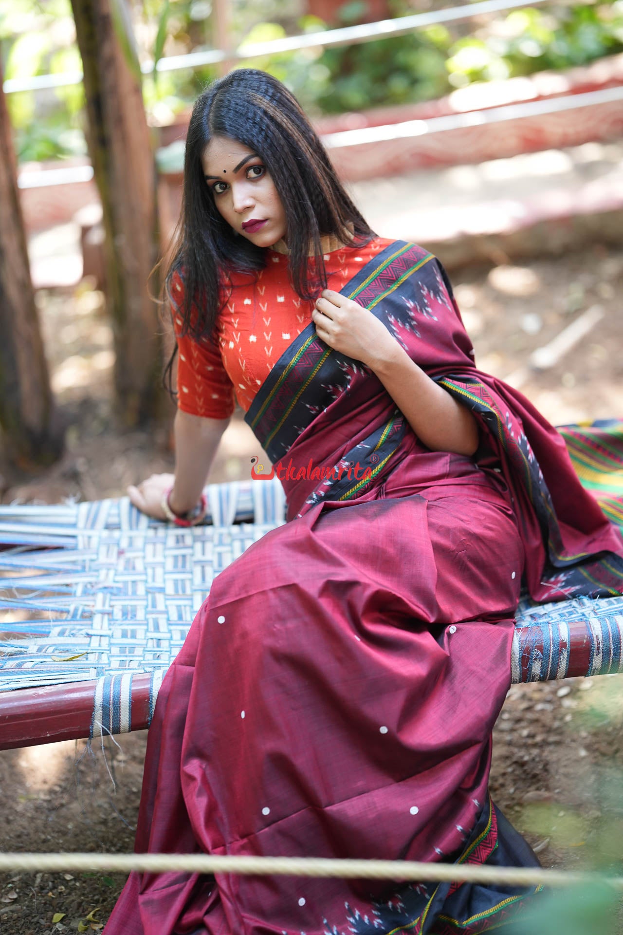 Laal Dongria Silk Saree