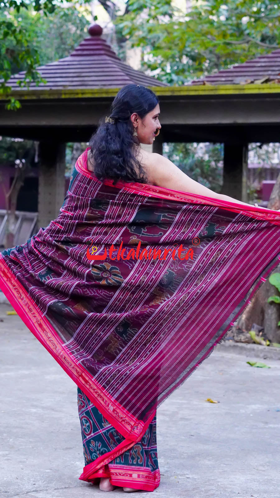 Bottle Green Red Border Nabakothi Cotton Saree