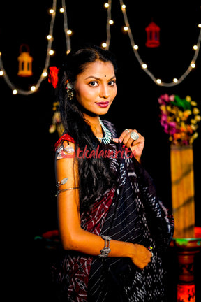 Maroon Diagonal Flower Khandua Cotton Saree