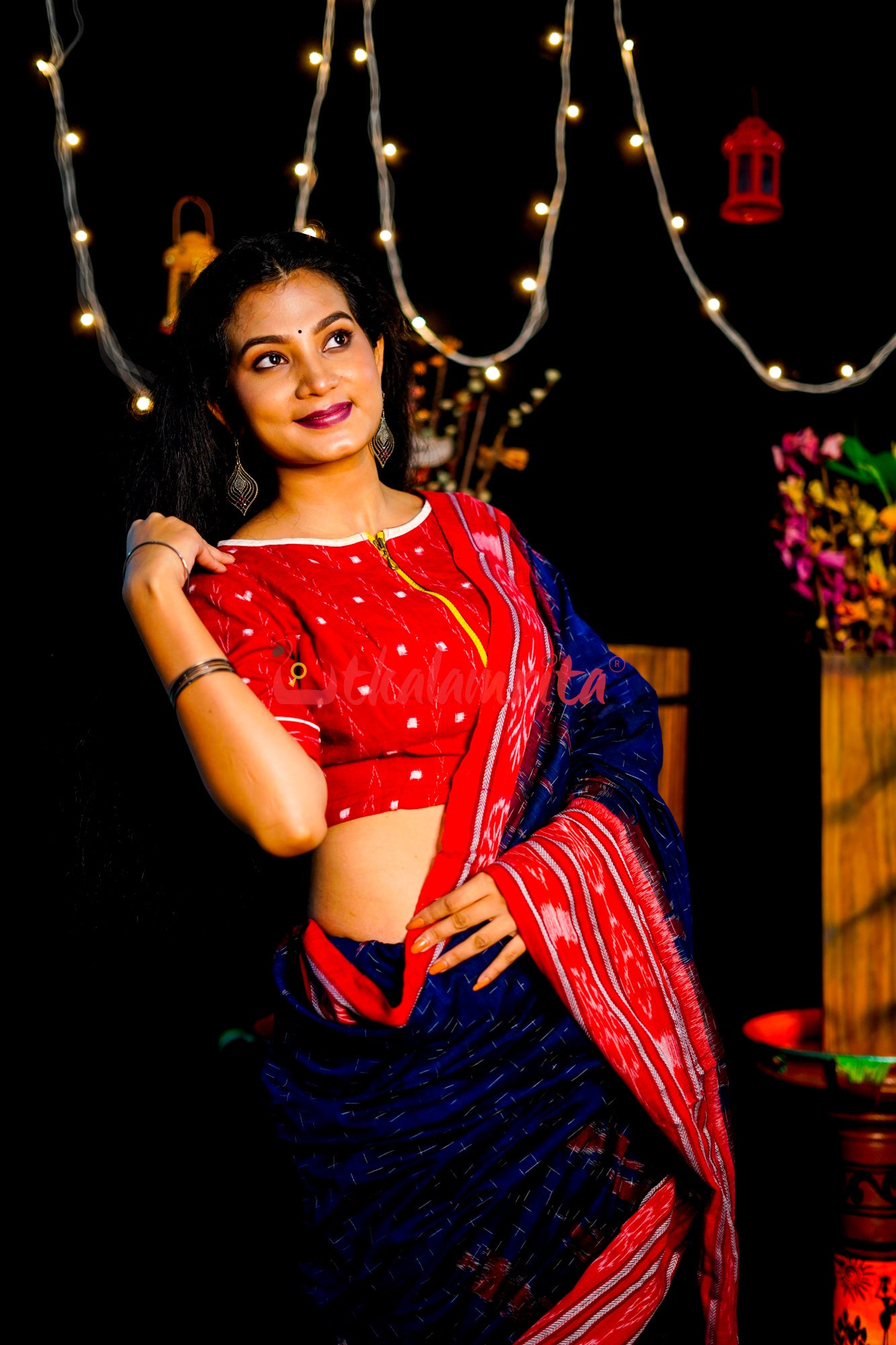 Blue Red Daali Scot Khandua Cotton Saree