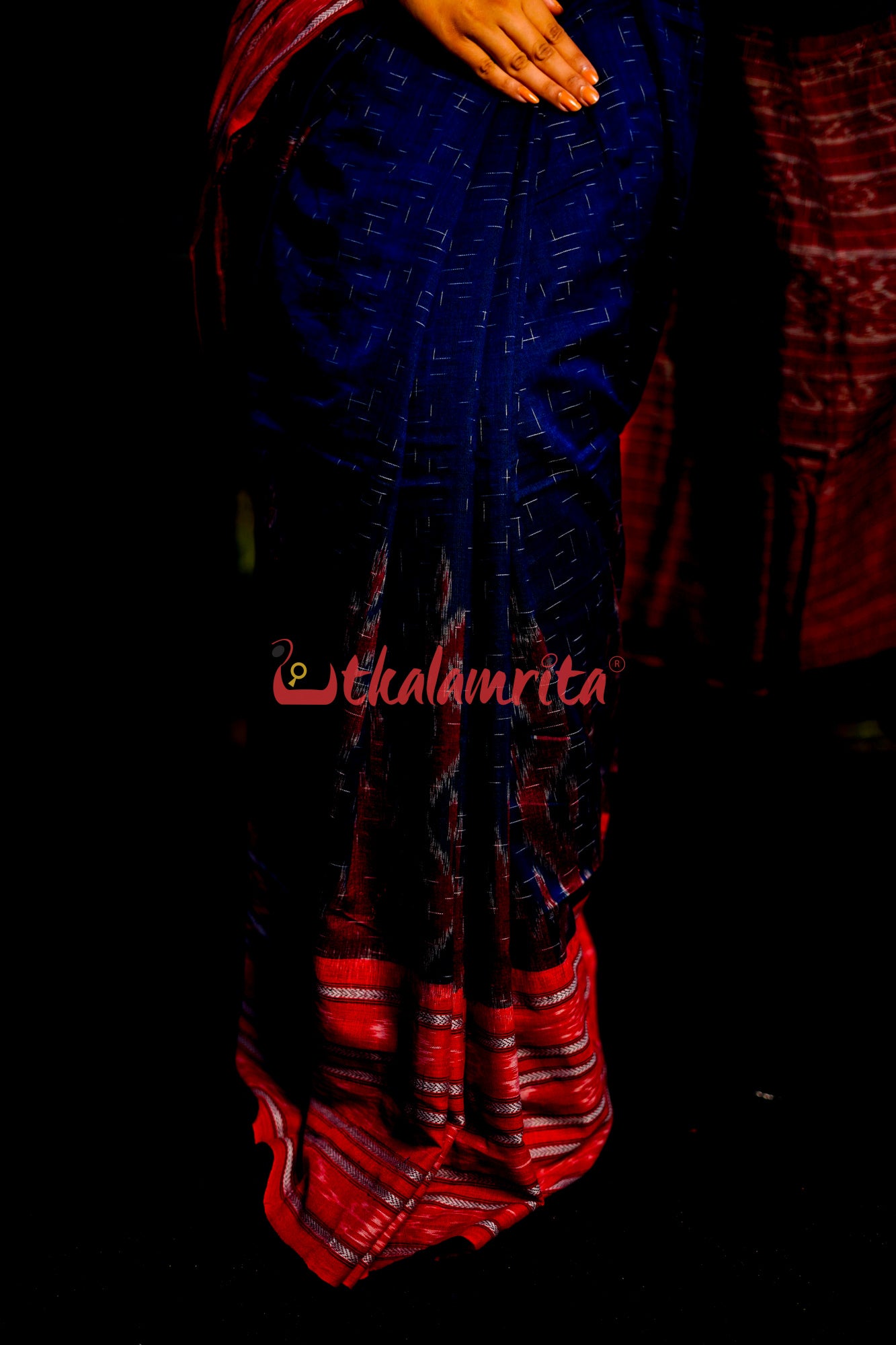 Blue Red Daali Scot Khandua Cotton Saree