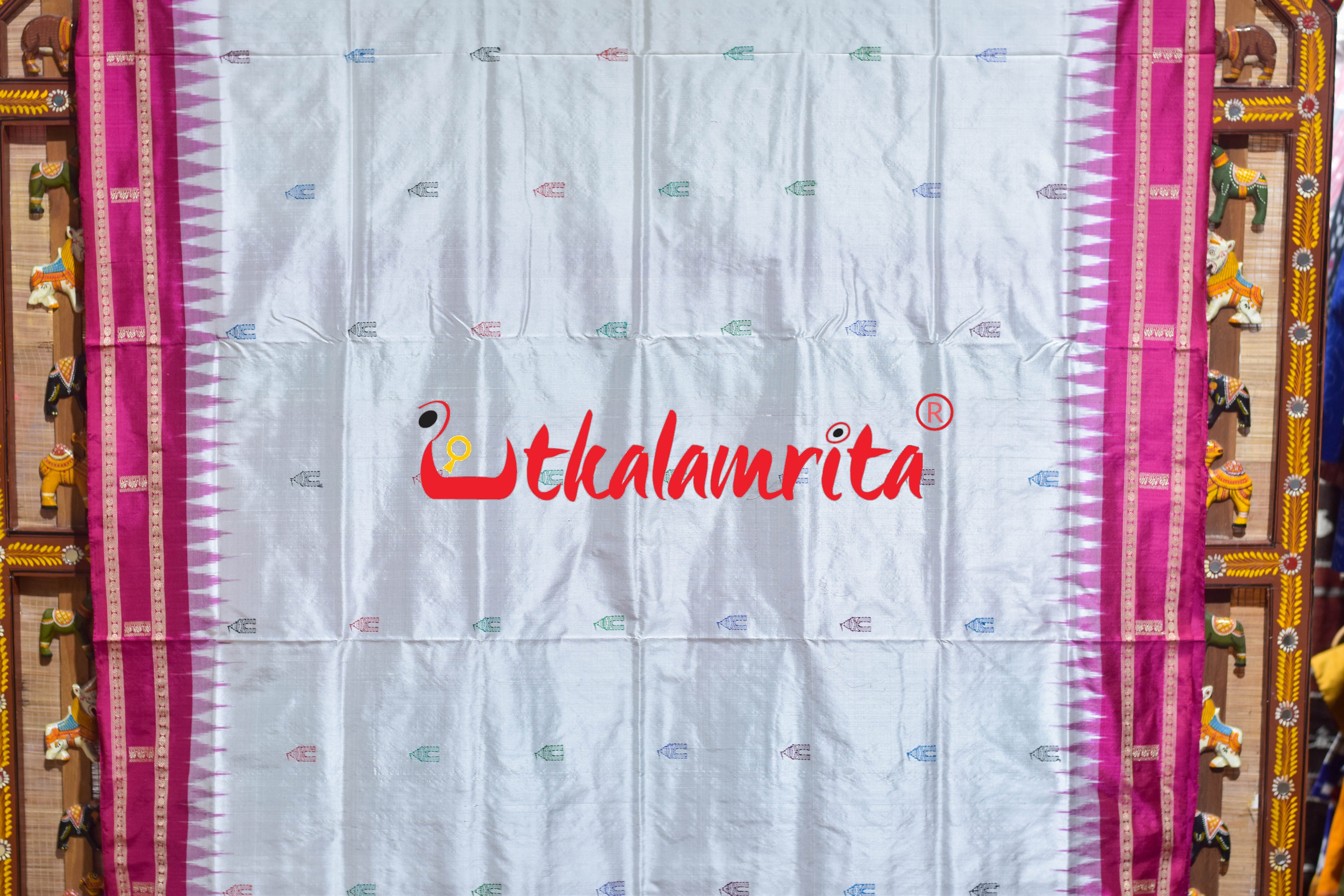 White Rani Pink Srimandira Bomkai Silk Saree
