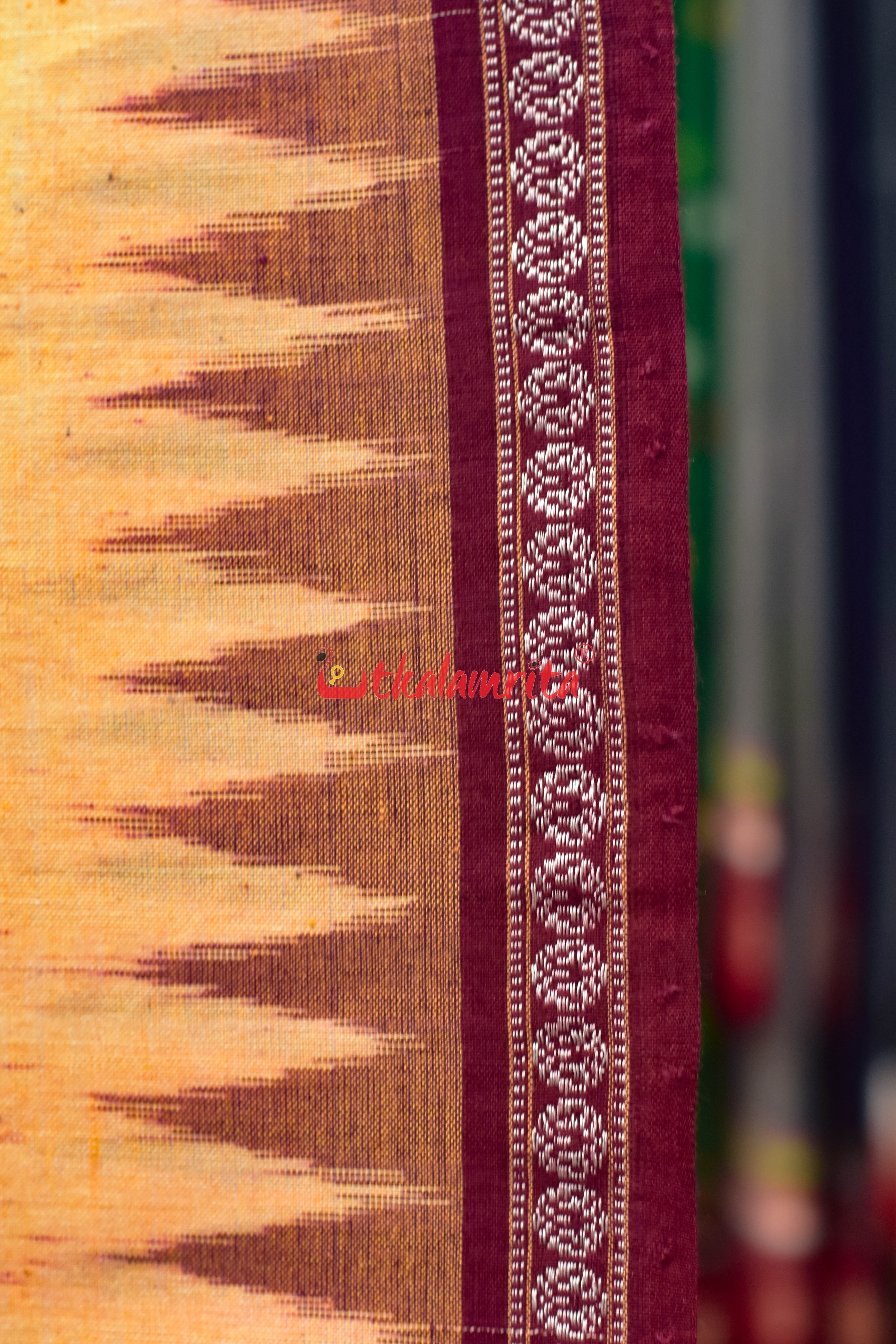 Chandan Maroon (Gamuchha)