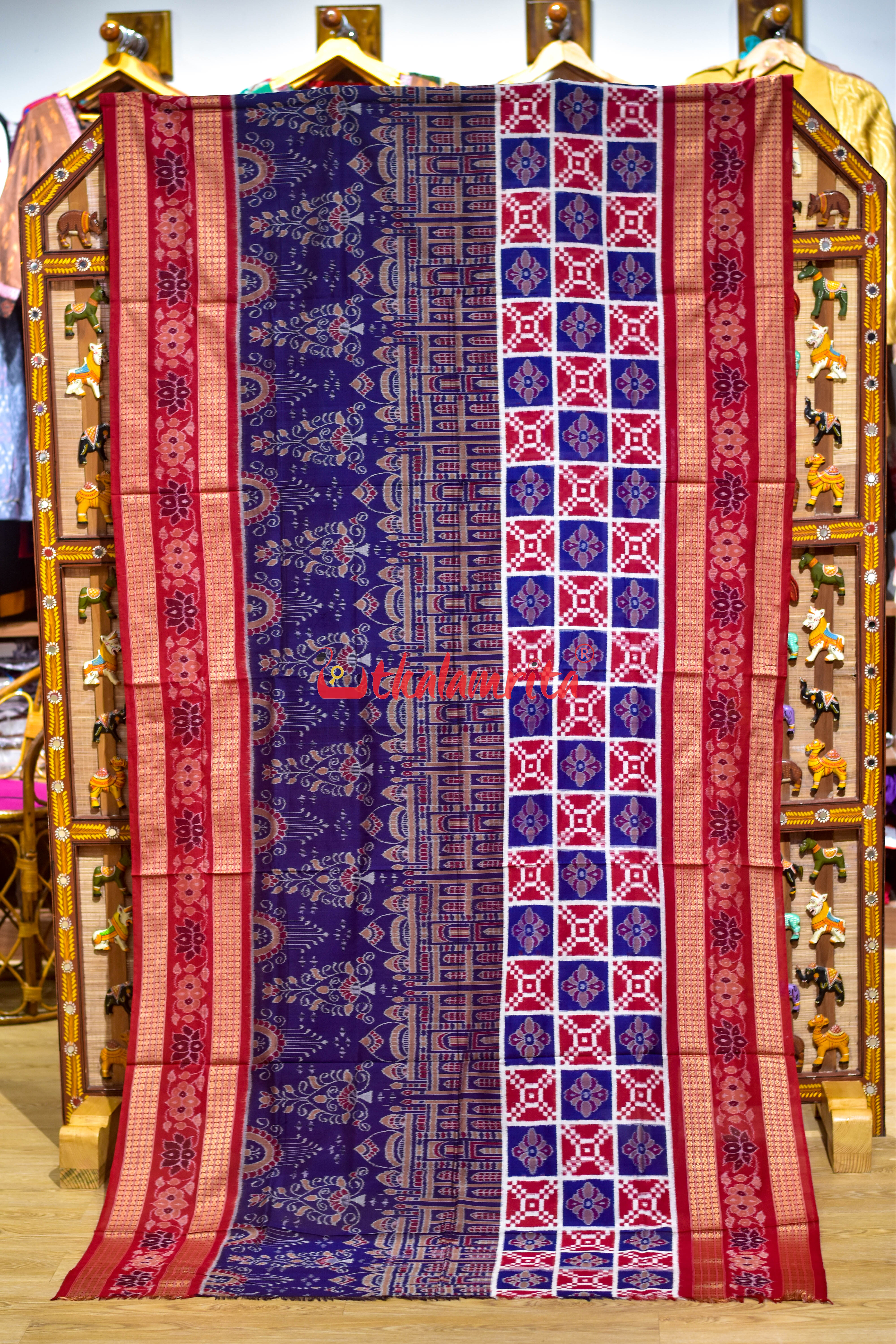 Blue Taj Mahal Scot Flower Pasapali Cotton Saree