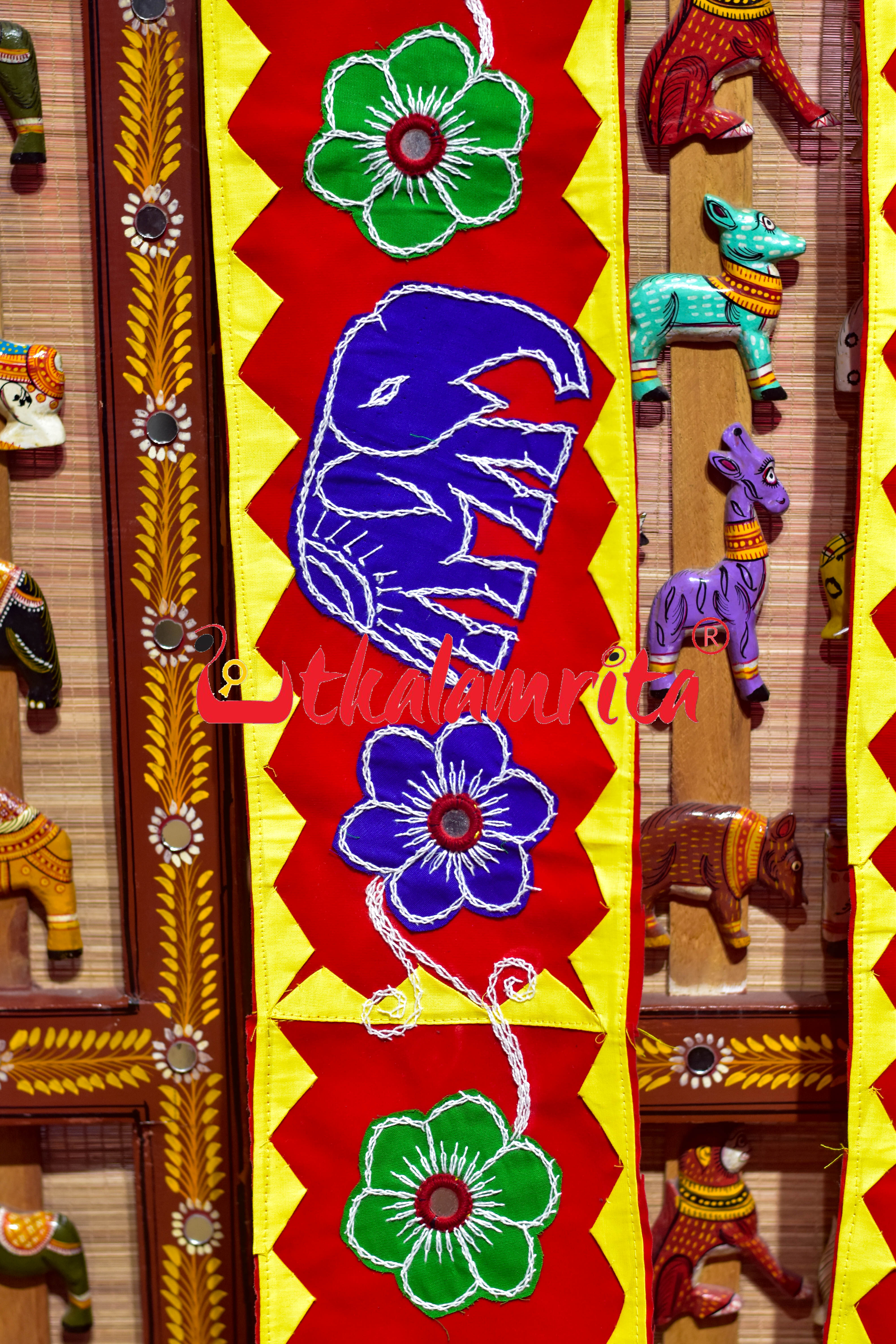 Green Blue Flower With Elephant Red Pipili (Uttariya)