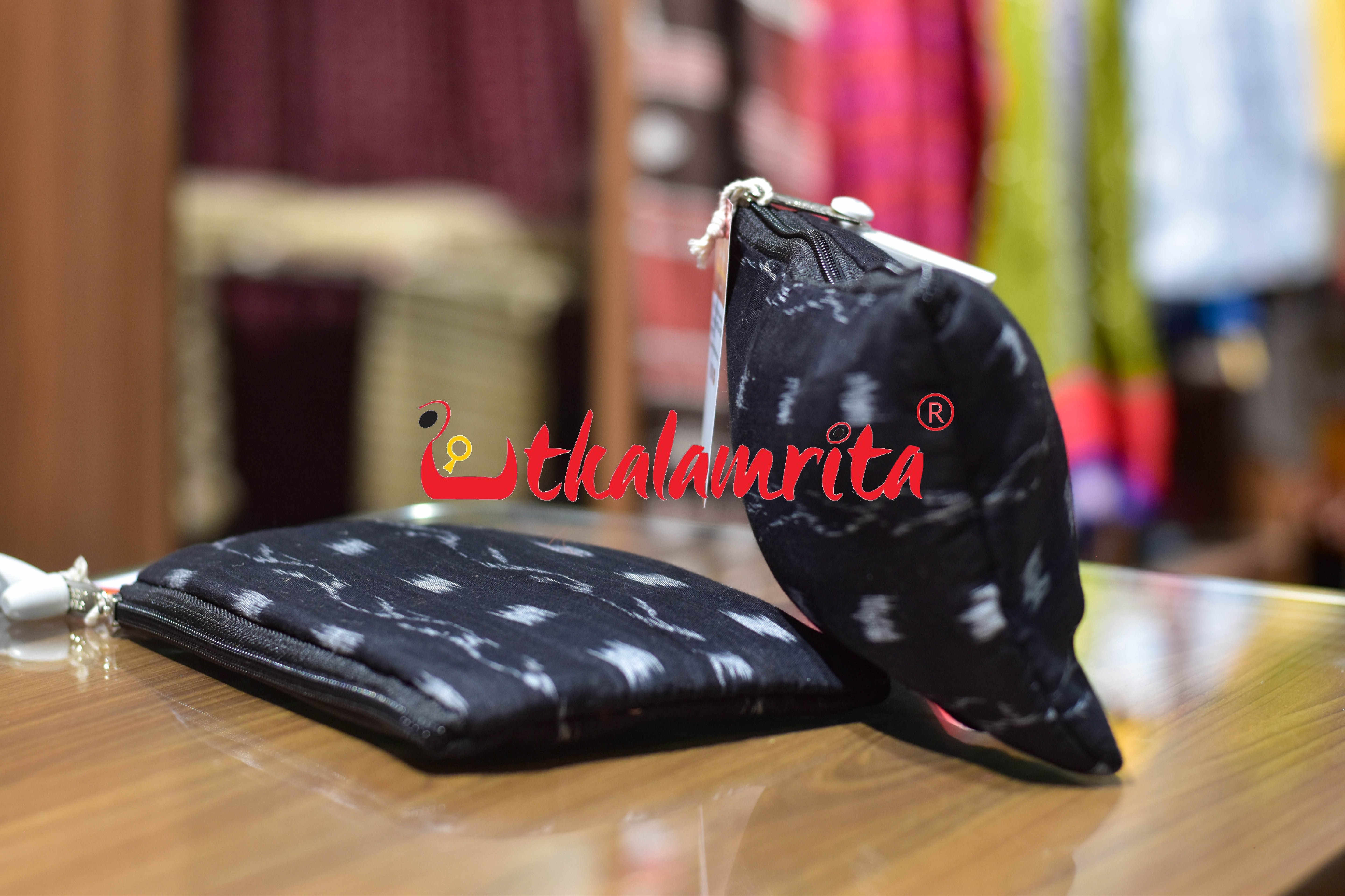 Black Tipa Lata Small Purse