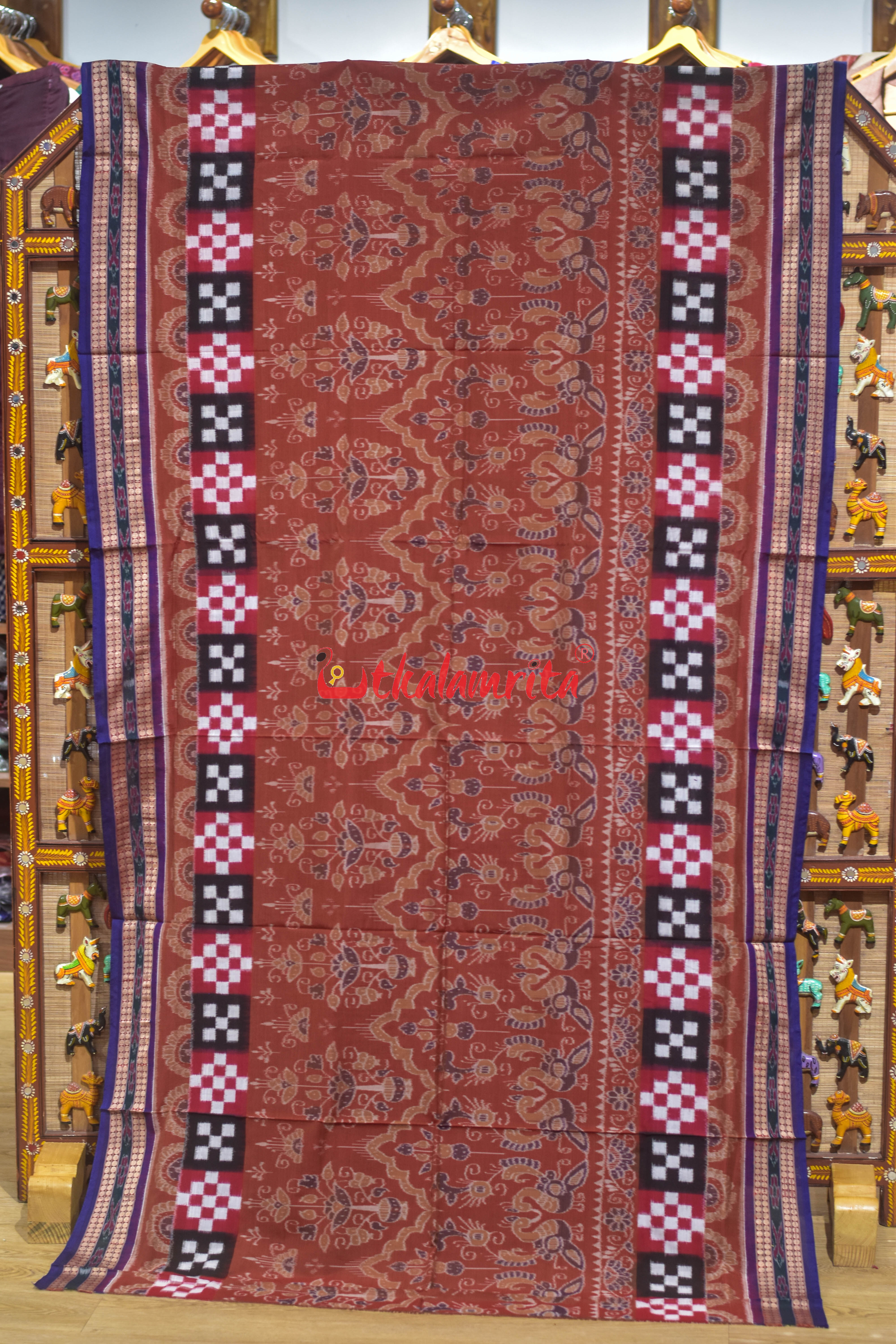 Brown Peacock Pasapali Scot Border Cotton Saree