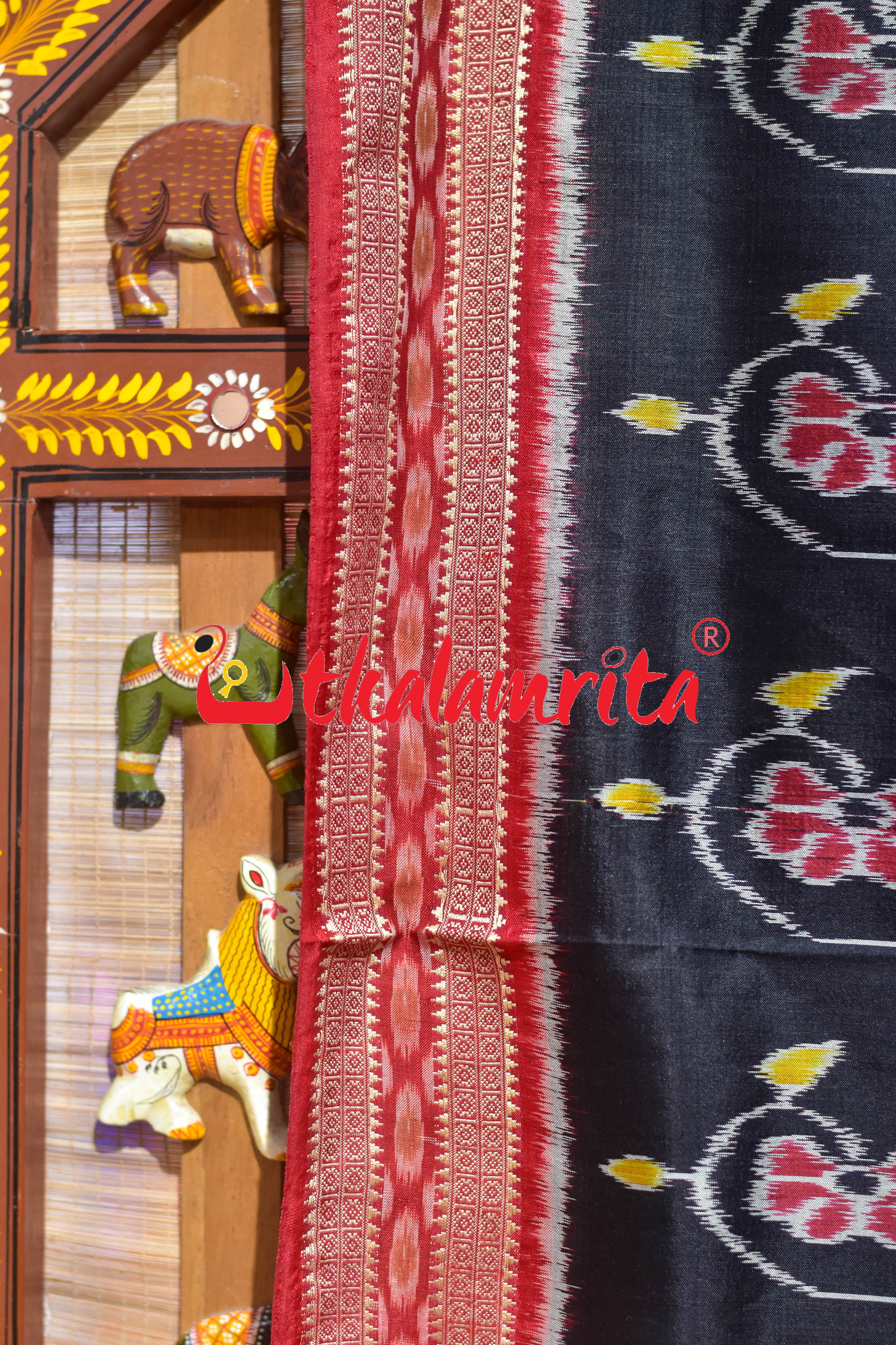 Black Body Lata Phula Khandua Silk Saree