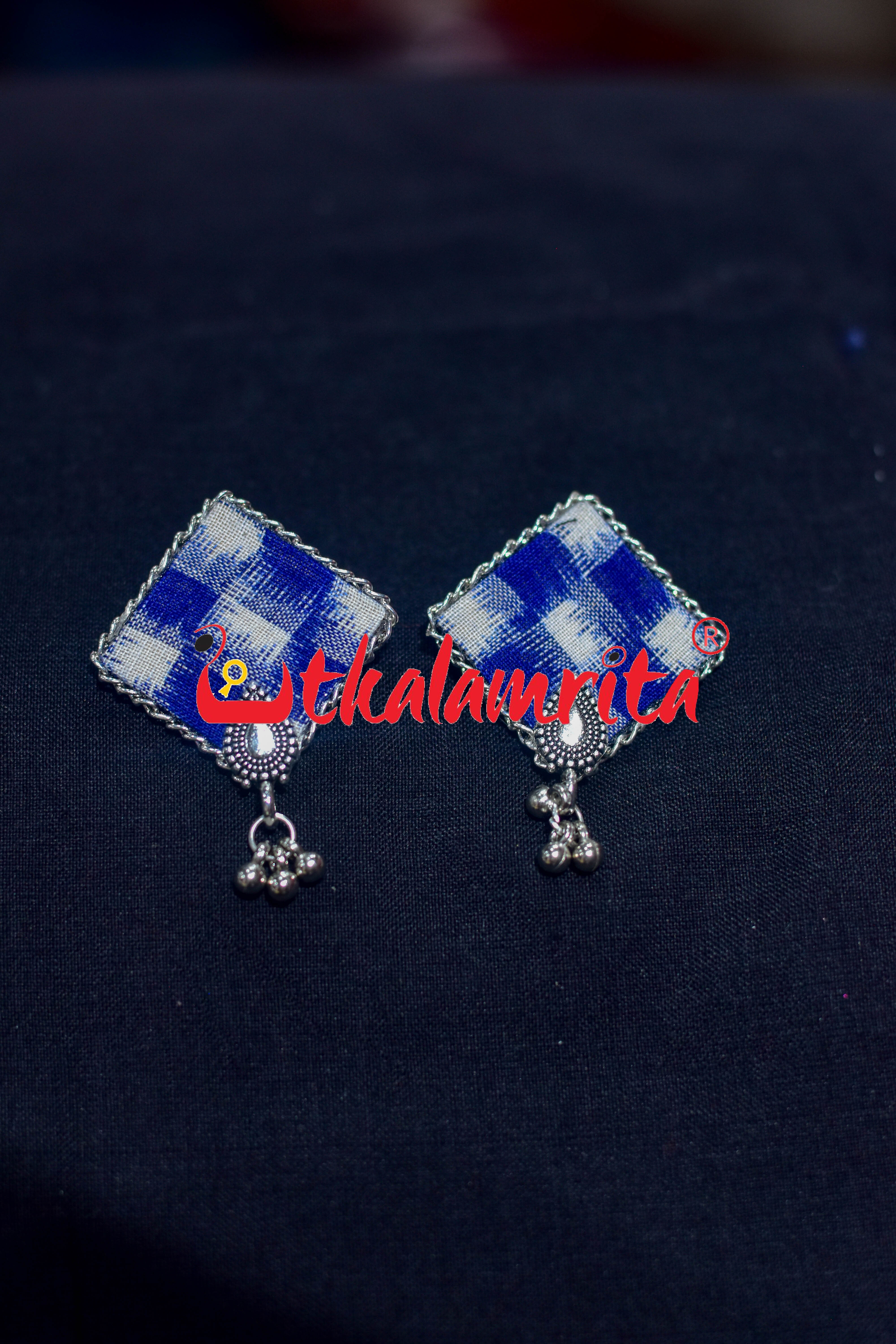 Blue Pasapali Silver Elephant Small Necklace Set