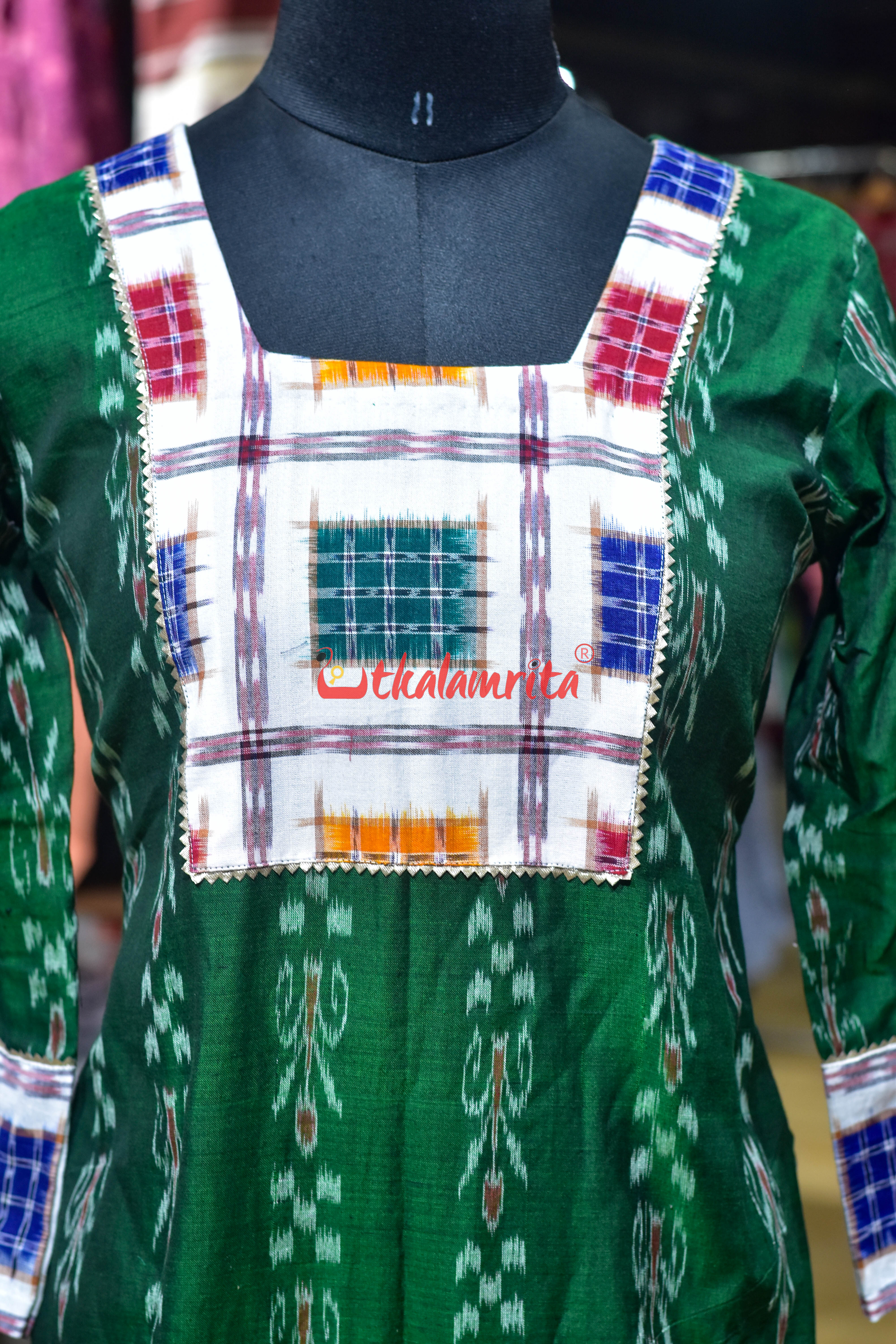 Light Green Pasapali with Aswini Middle Desigh (Ladies Kurti)