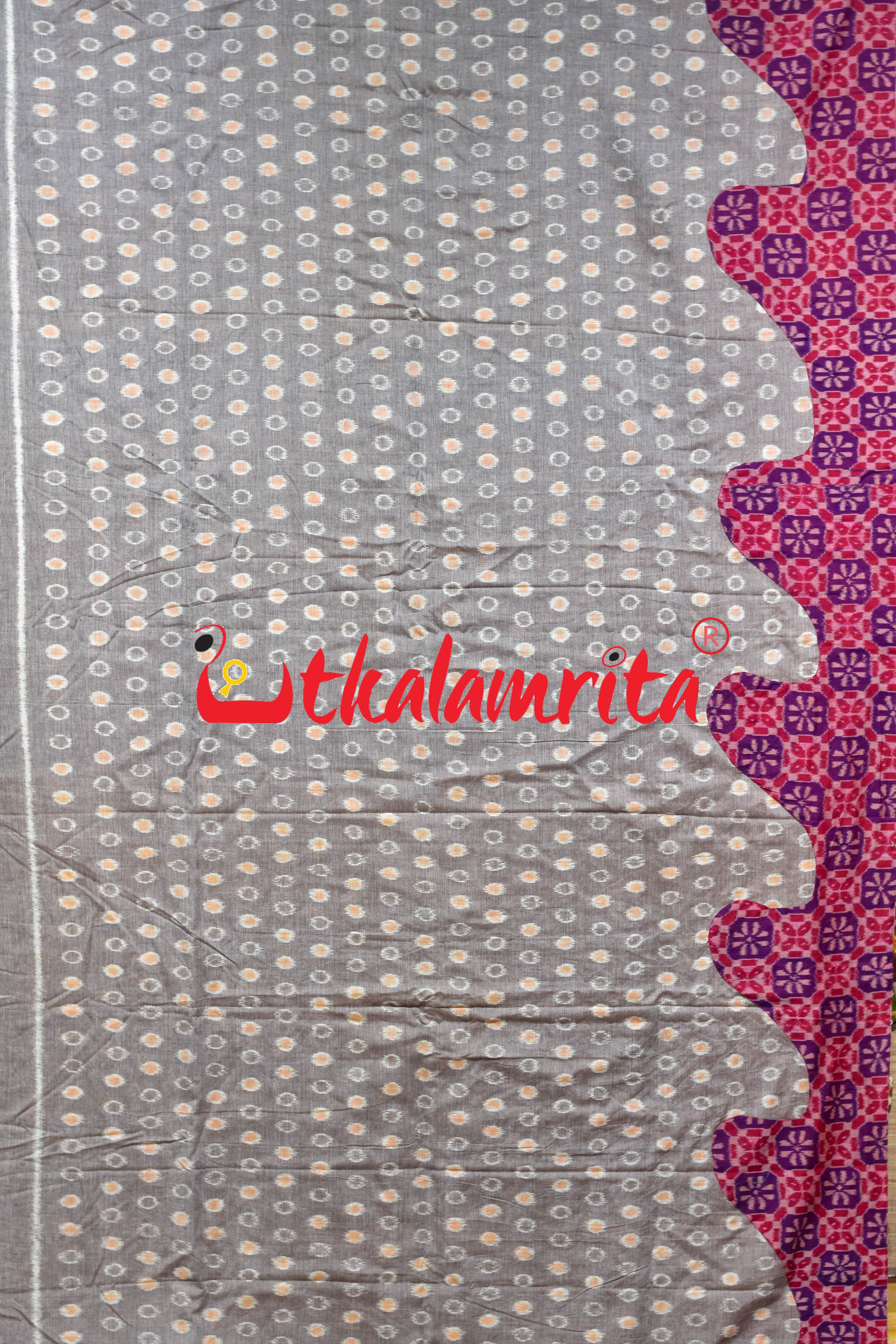 Vintage Beige Bubbles Red 3D Flower Designer Cotton Saree