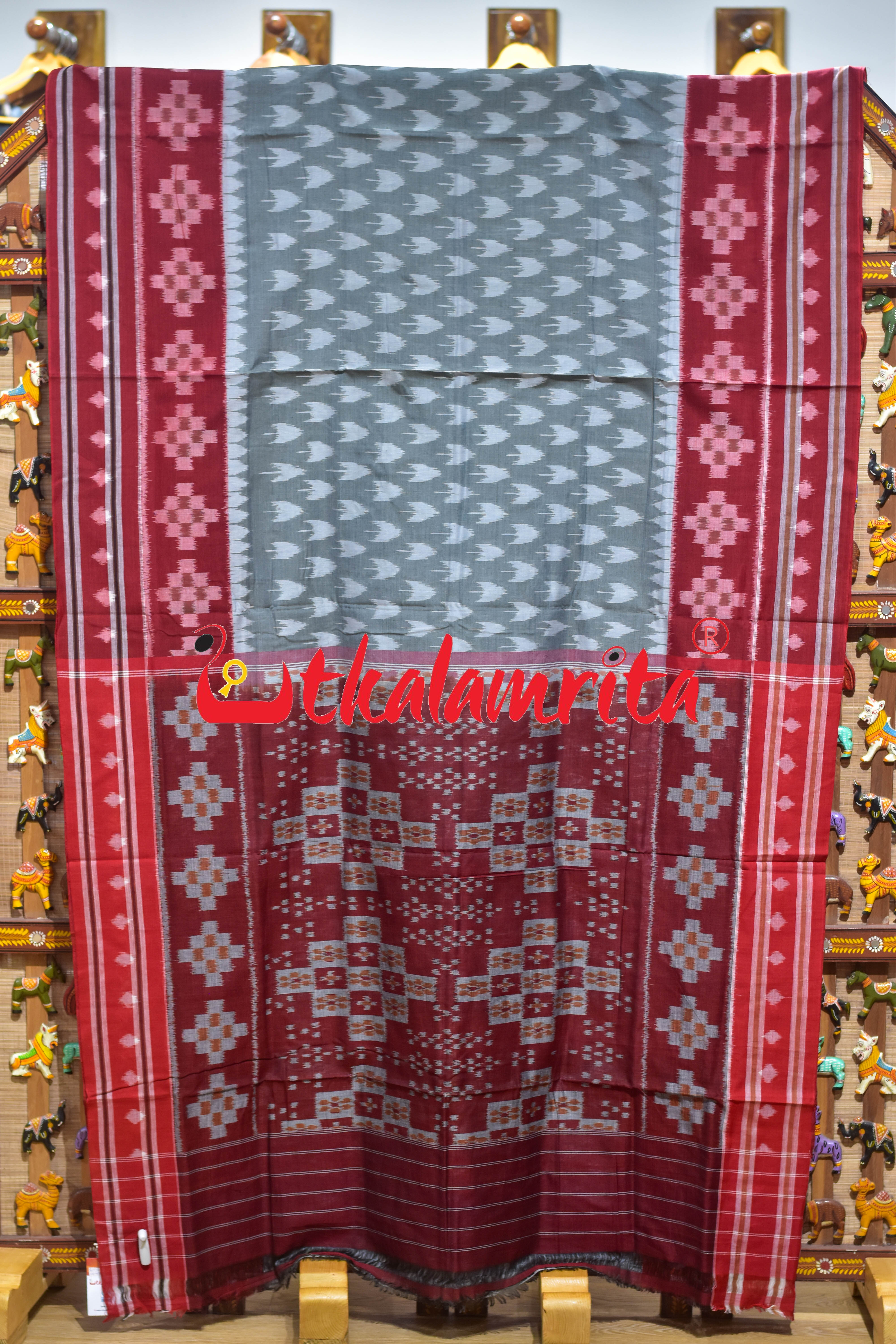 Grey Chhatu Border Pasapali Khandua Cotton Saree