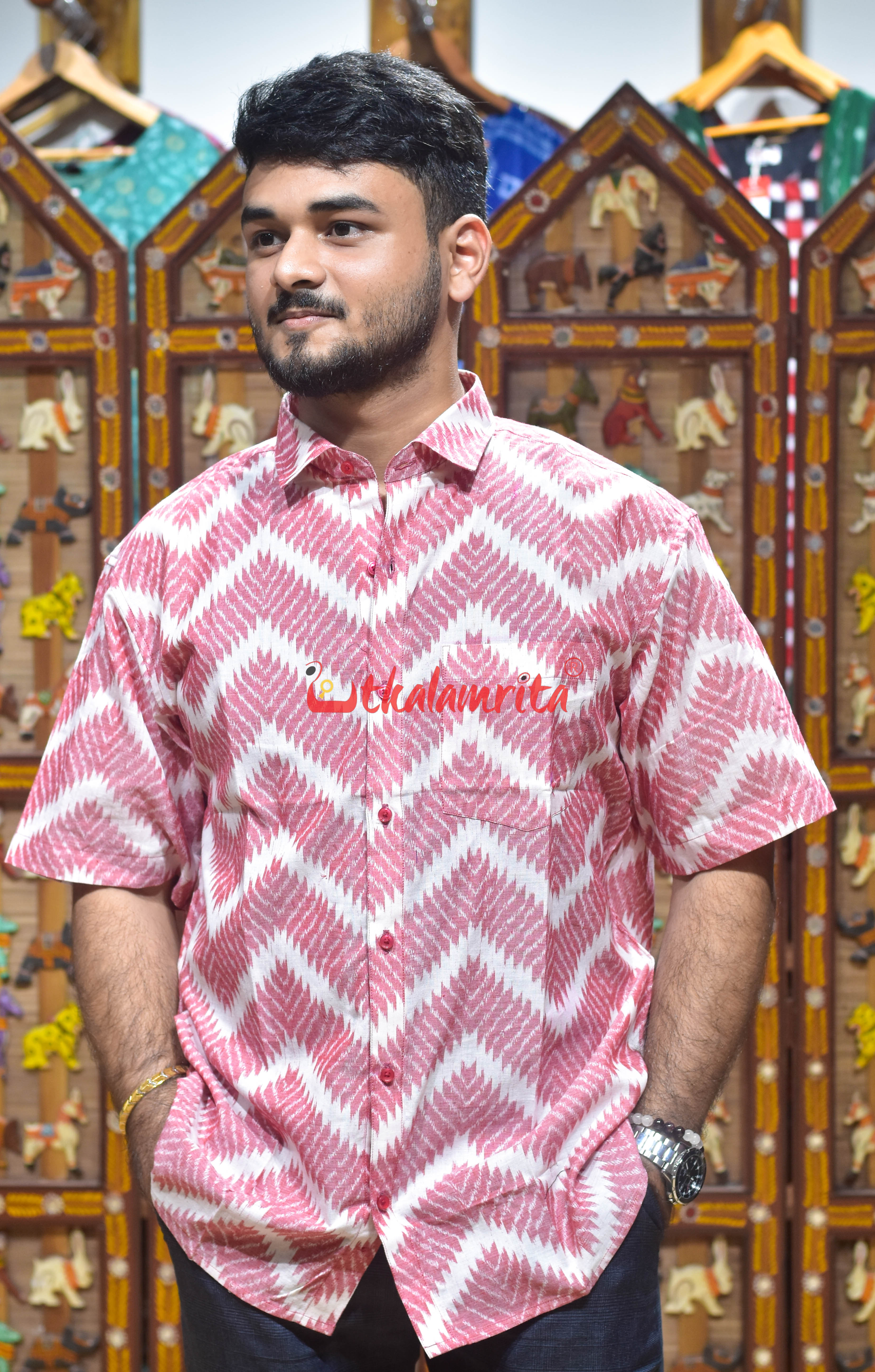 Red Zigzag Over White (Men's Half Shirt)