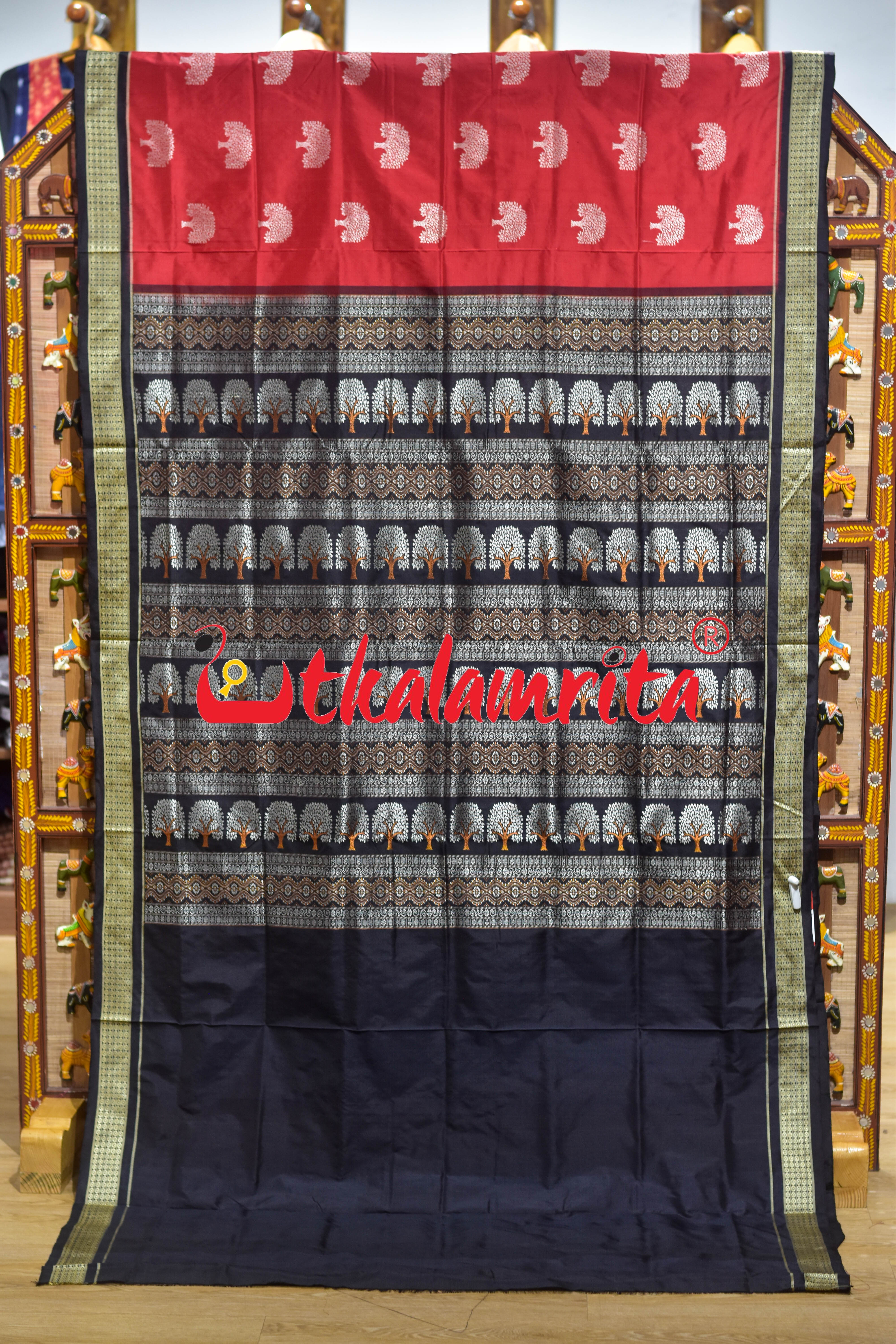 Red Black Gacha Design Bomkai Silk Saree