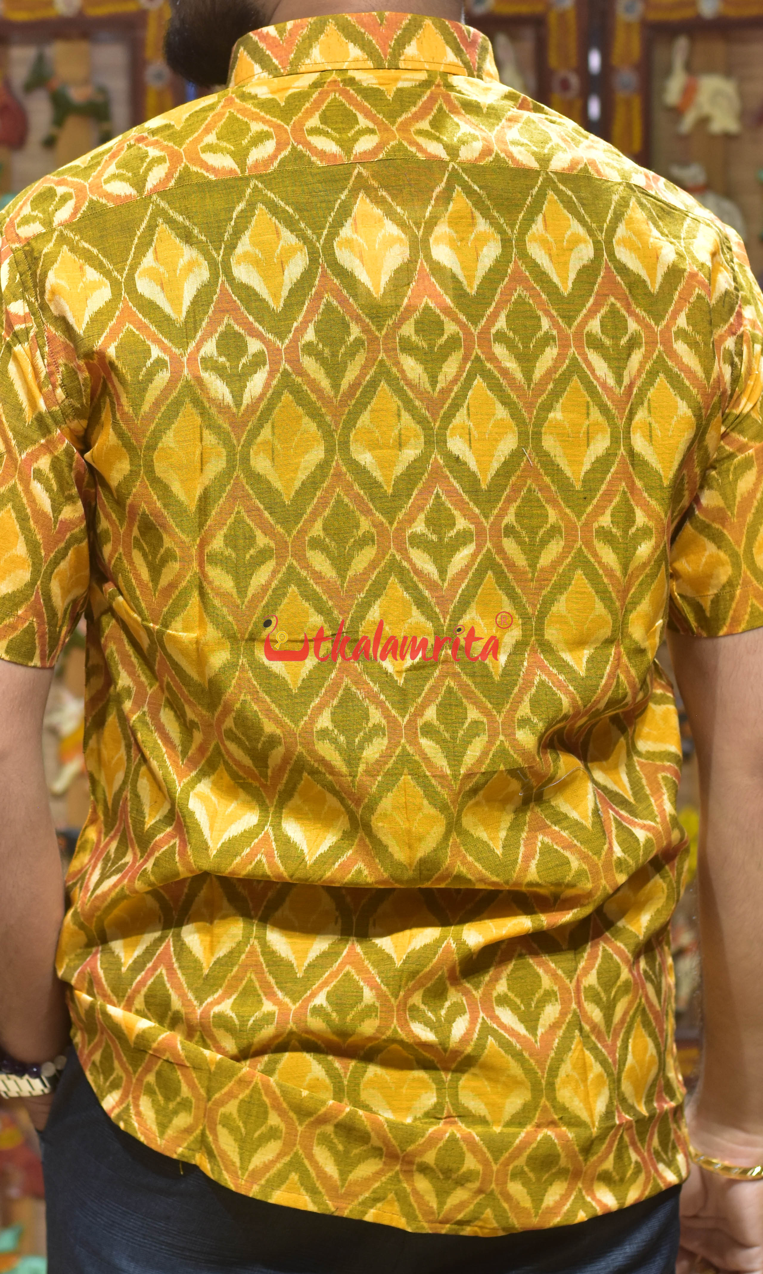 Mustard Yellow Flower Design (Men's Half Shirt)