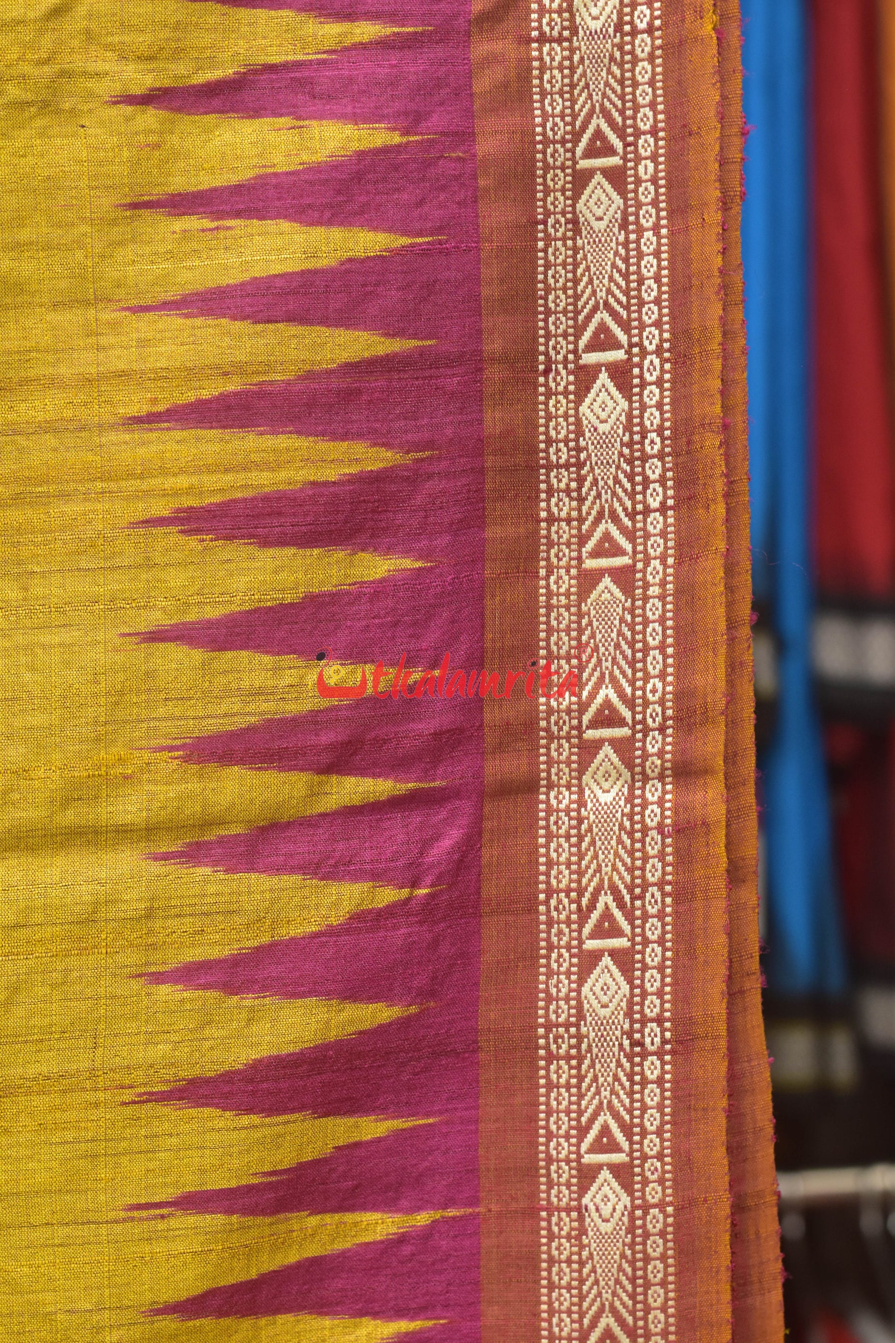 Mustard Pink Fish Border Jaala Anchal Tussar Saree