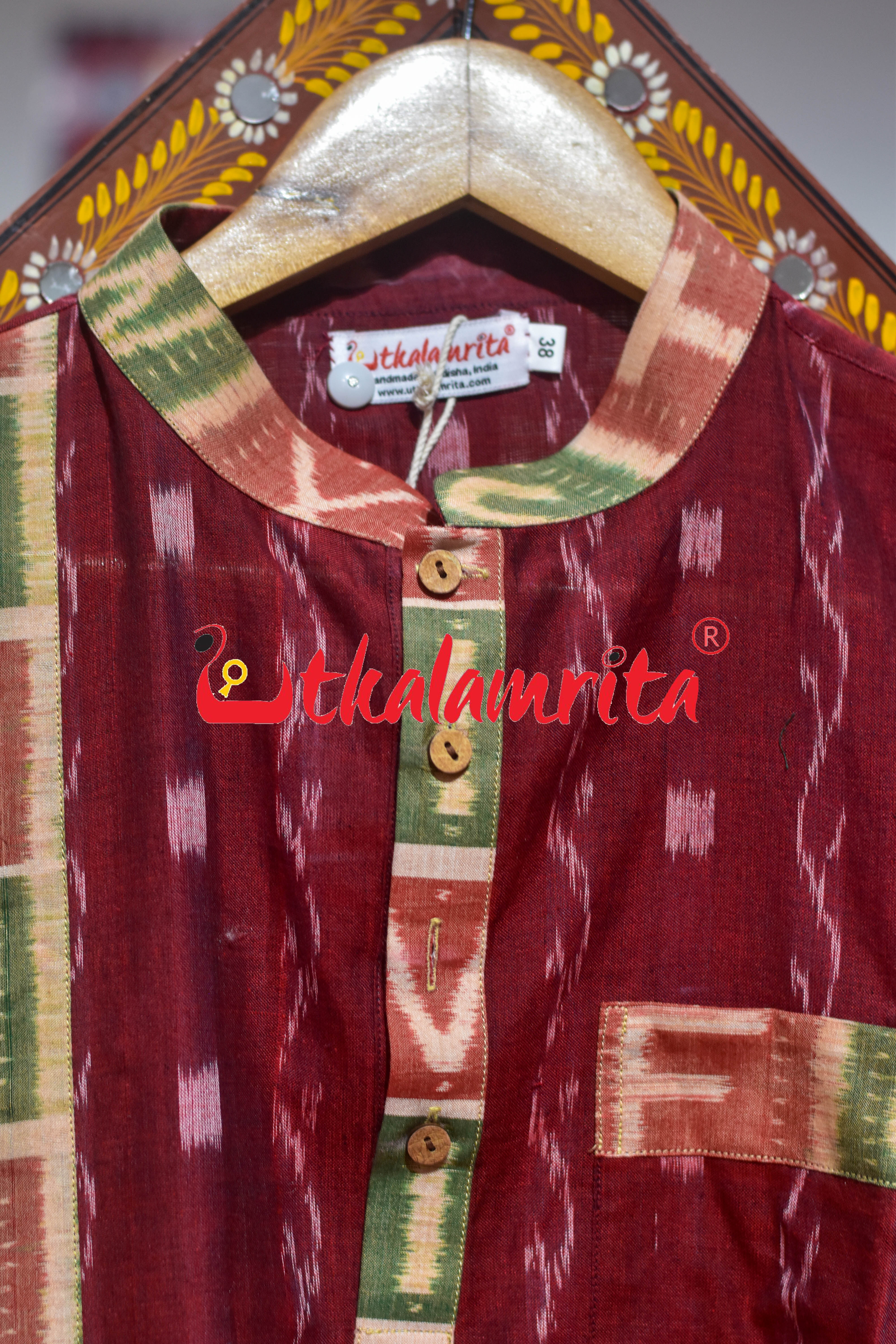 Maroon Tipa Lahari English Letters (Men's Short Kurta)