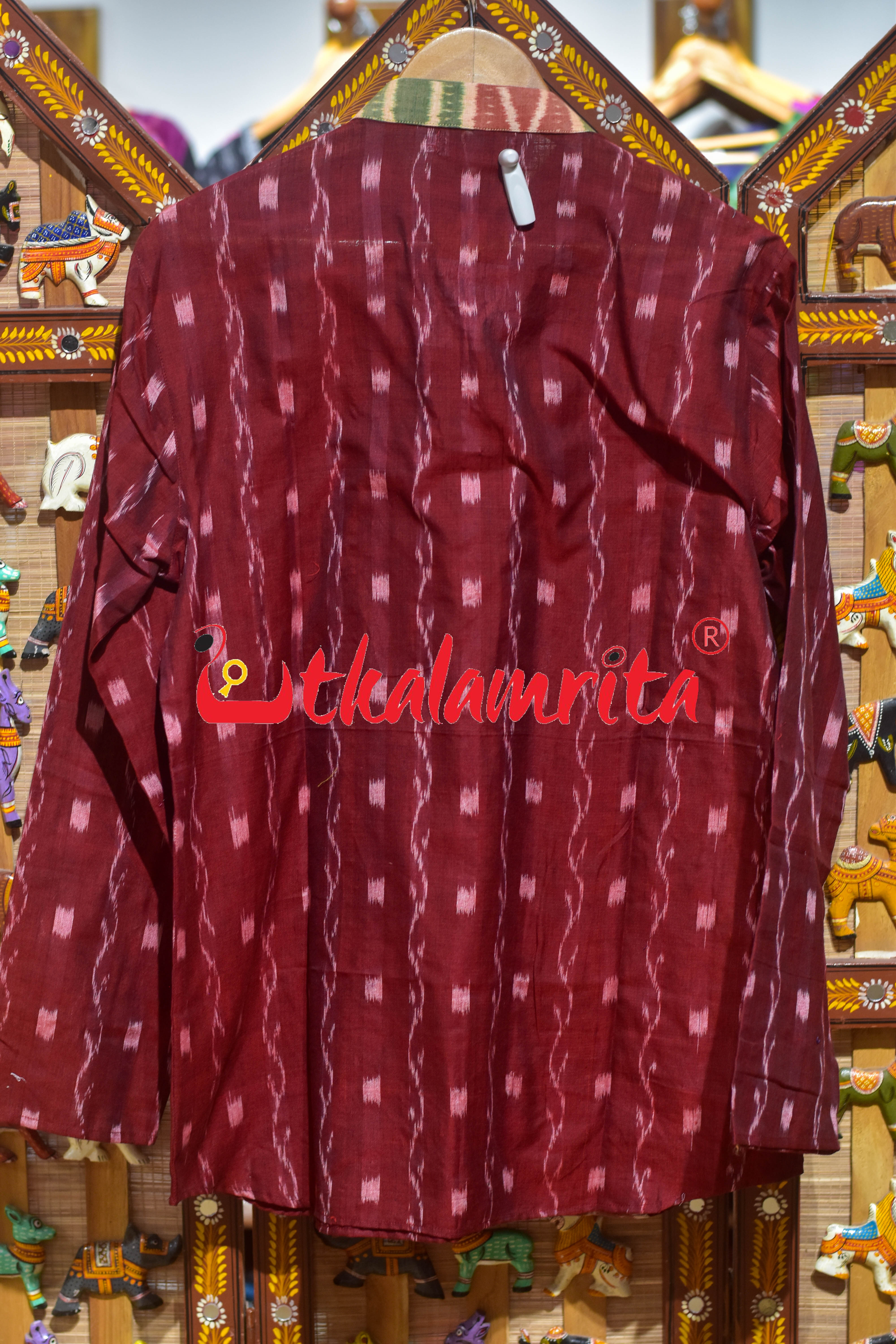 Maroon Tipa Lahari English Letters (Men's Short Kurta)
