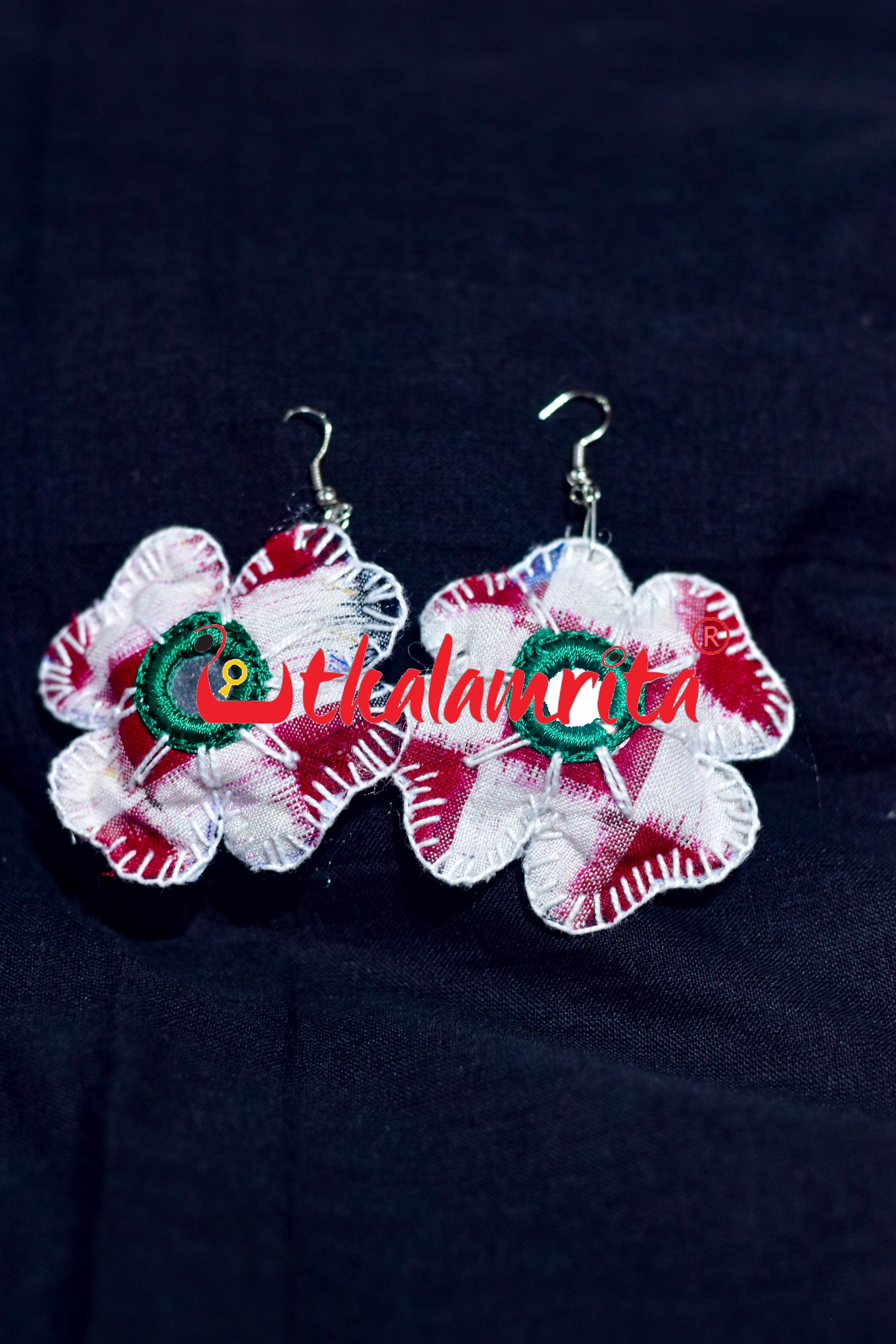 Black White Double Sided Flower (Handloom Earring)