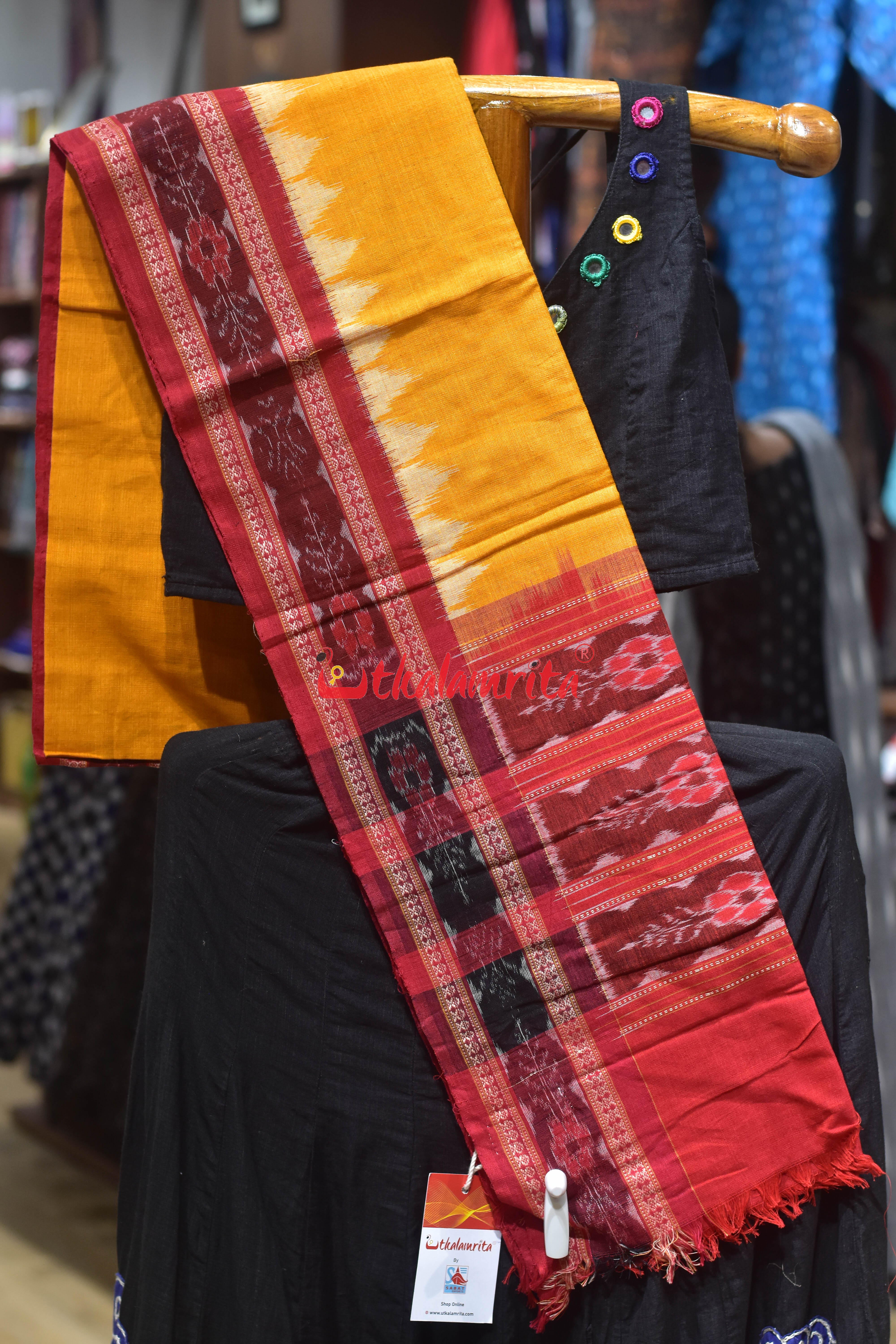 Musated Red Flower Bandha Cotton (Dupatta)