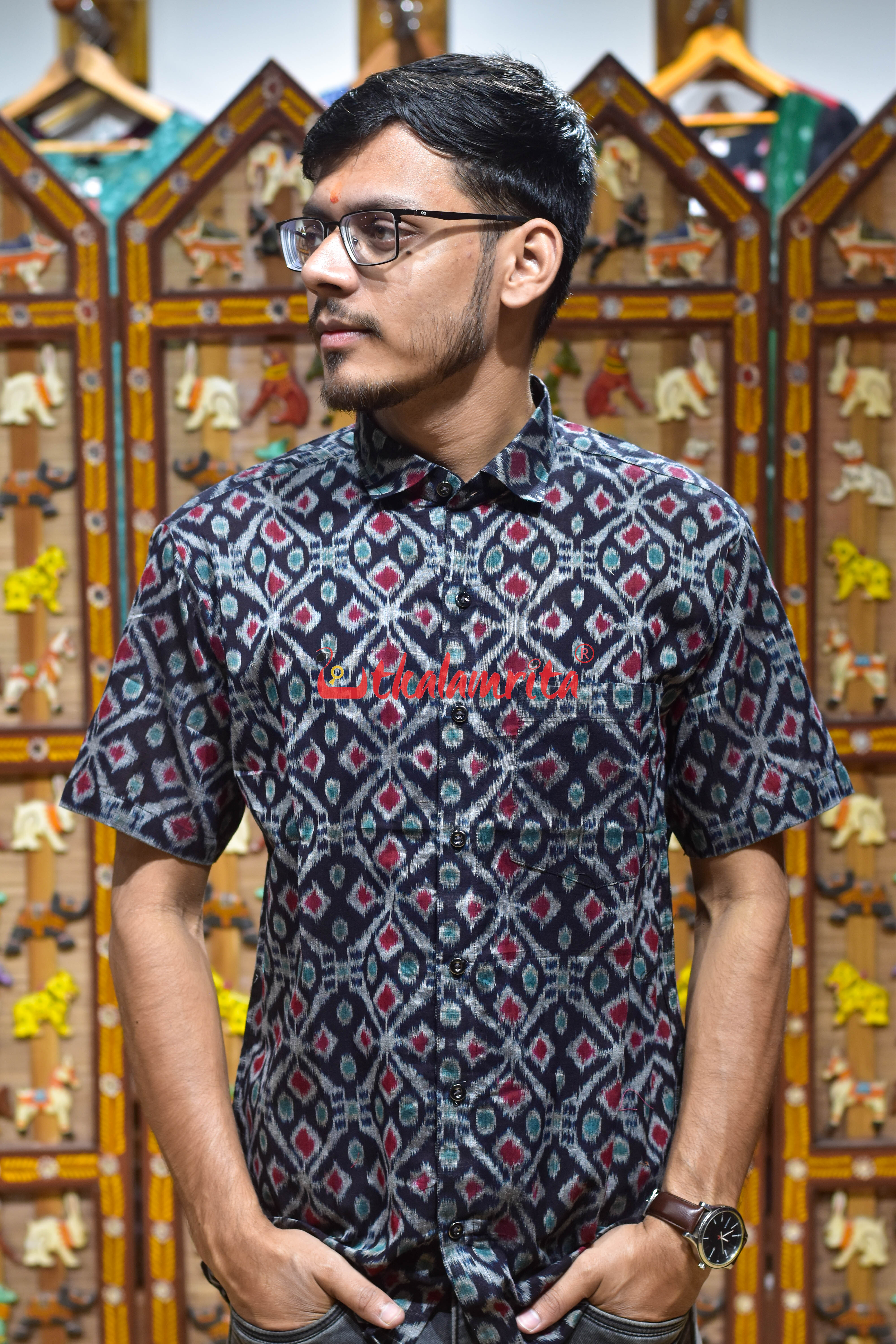 Black Flower Fusion (Men's Half Shirt)