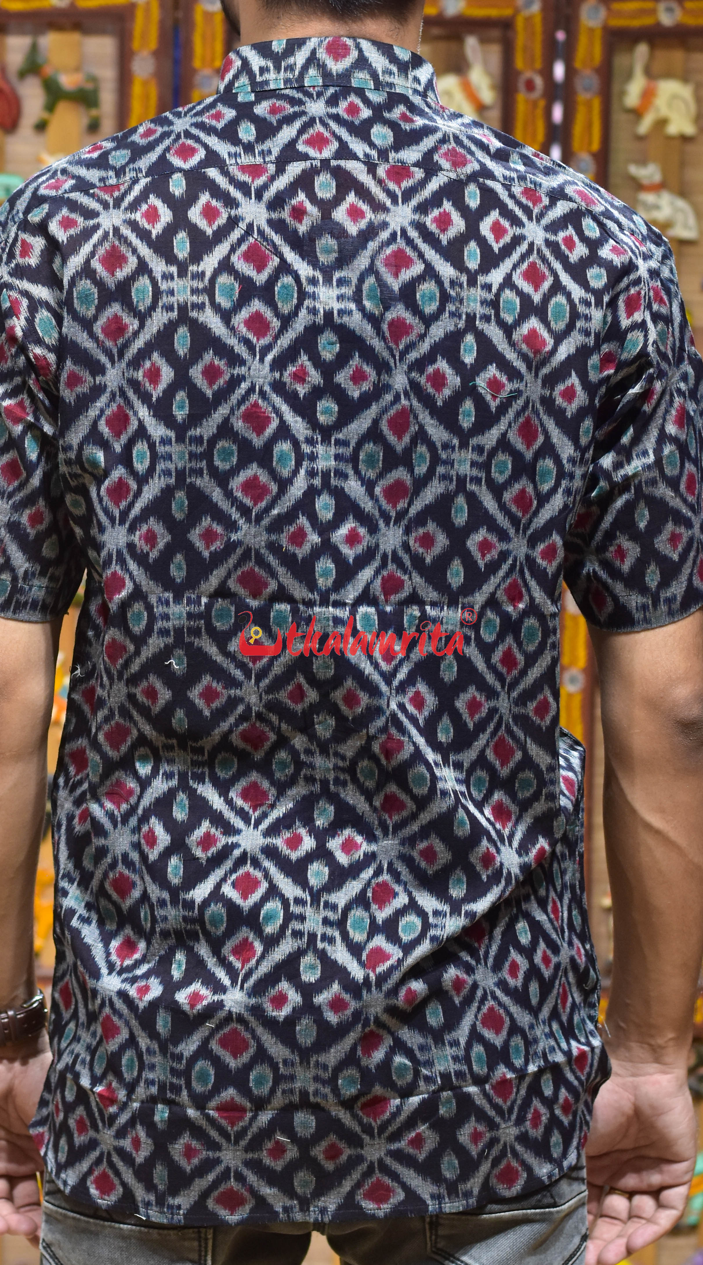 Black Flower Fusion (Men's Half Shirt)
