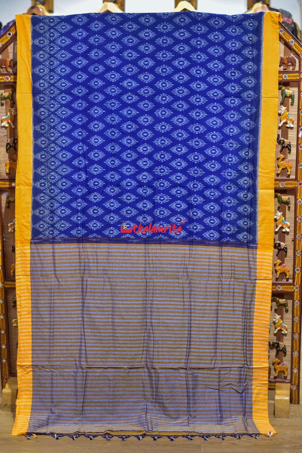 Tarabali Close Bandha Sky Blue Maniabandha Cotton Saree