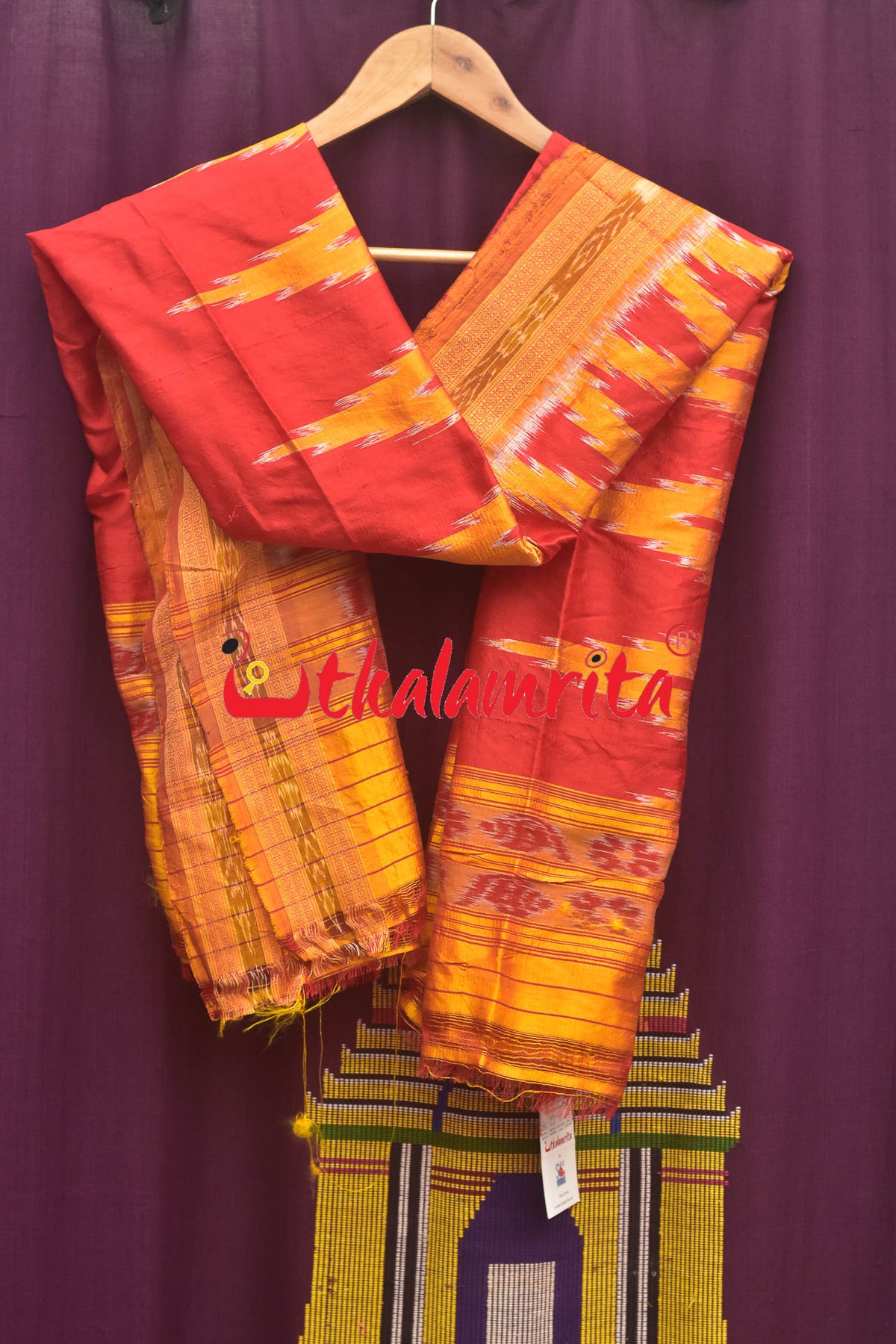 Red Yellow Kumbha 4H (Dupatta)