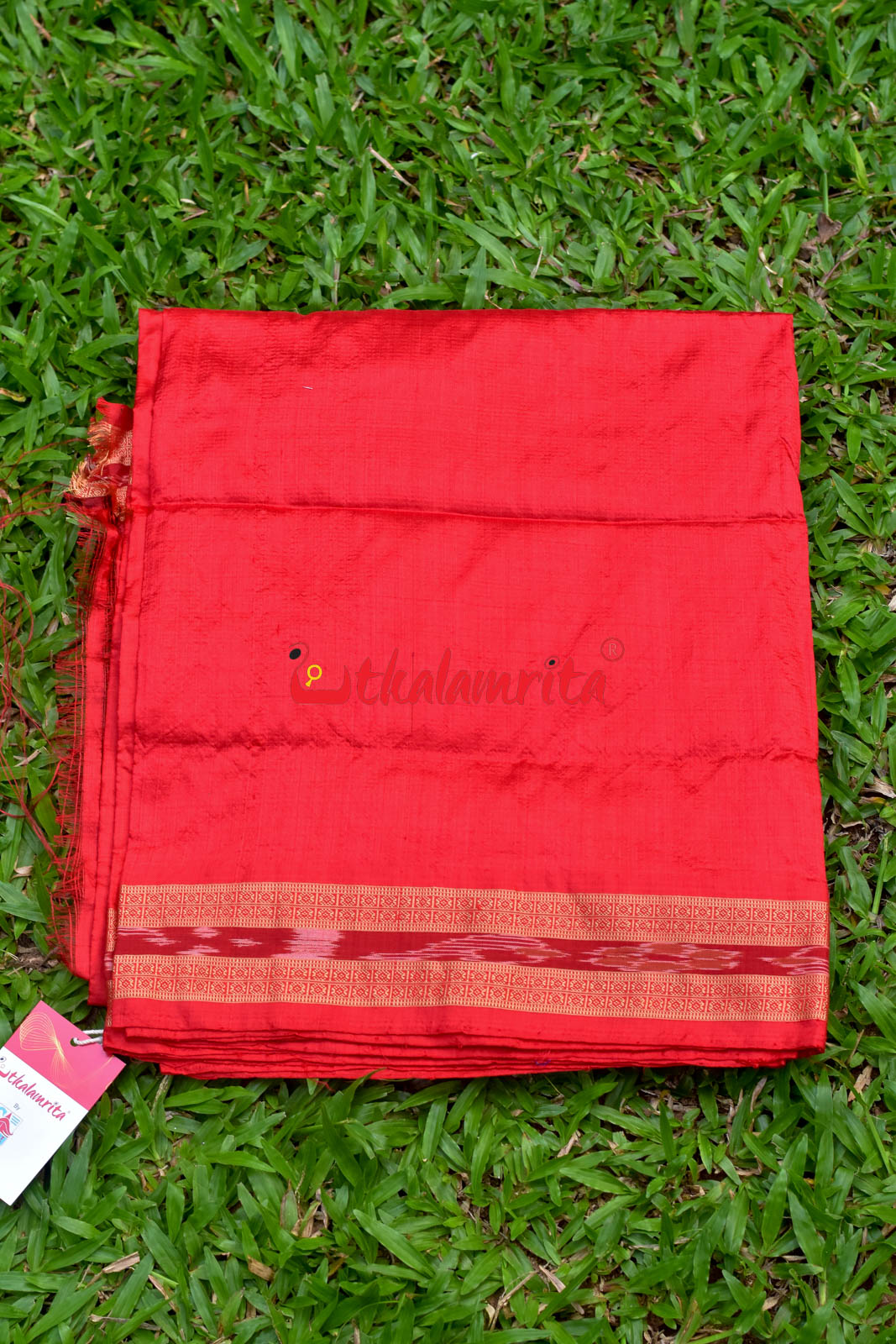 Red Fish Bandha Border Silk (Fabric)