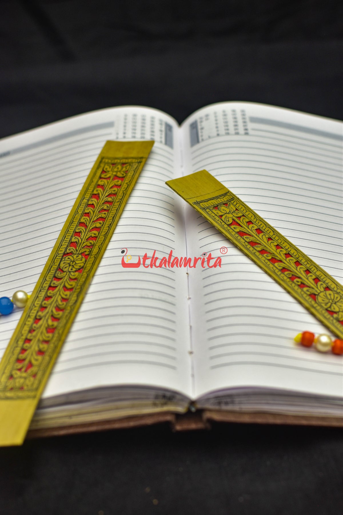Apindra Design (Talapatra Bookmark)