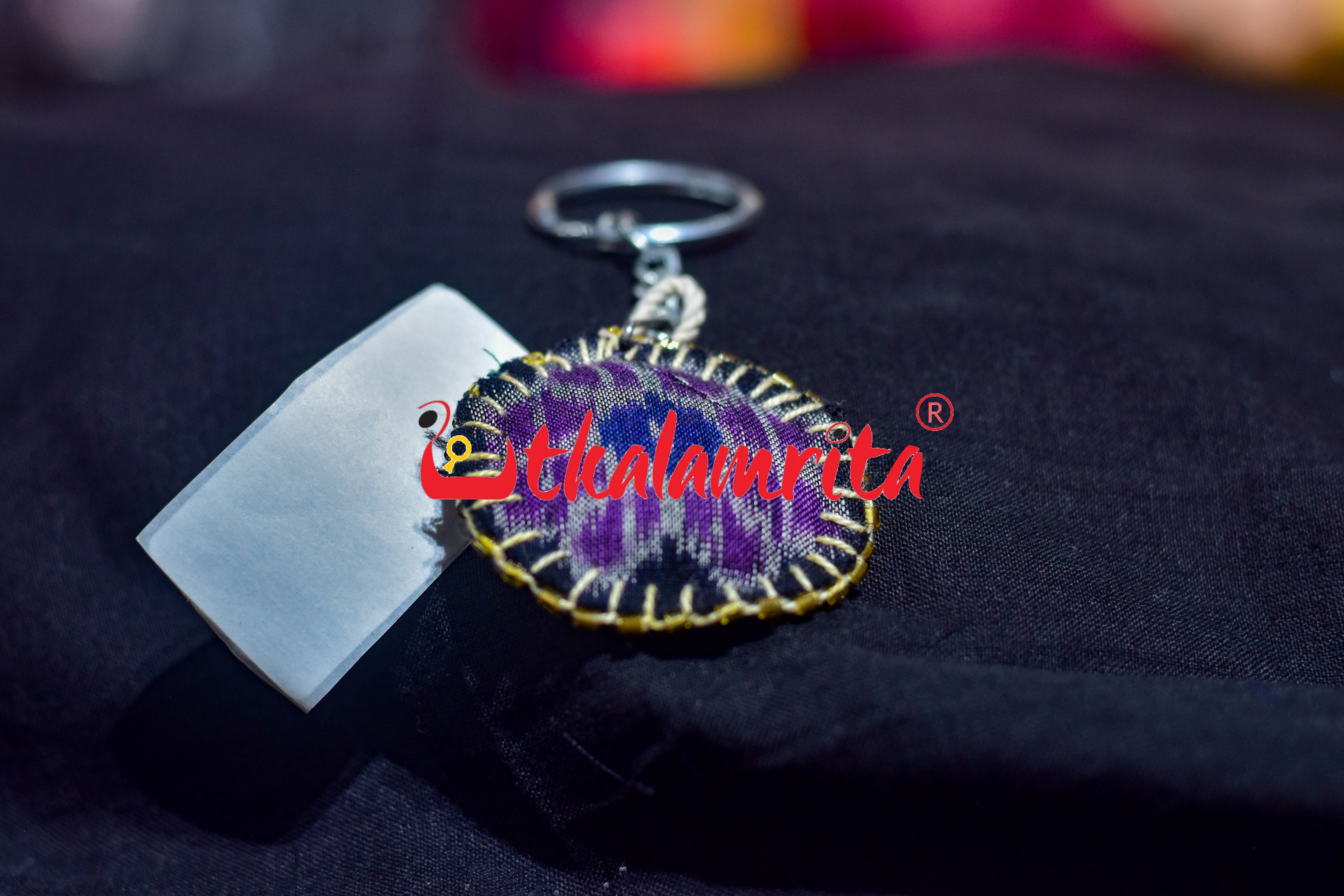 Black Round Flower Key Chain
