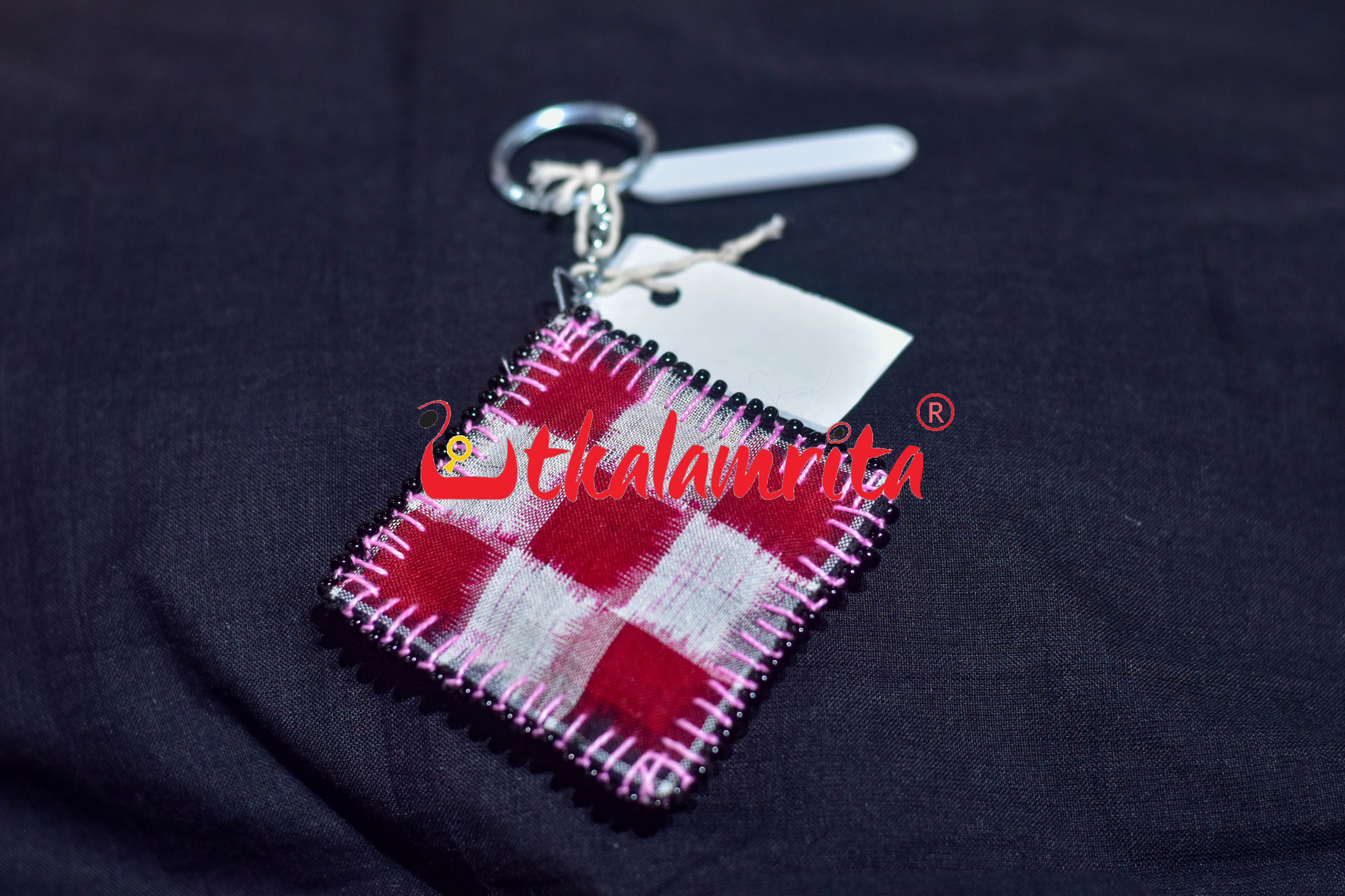 Red Black Pasapali Ikat Key Chain