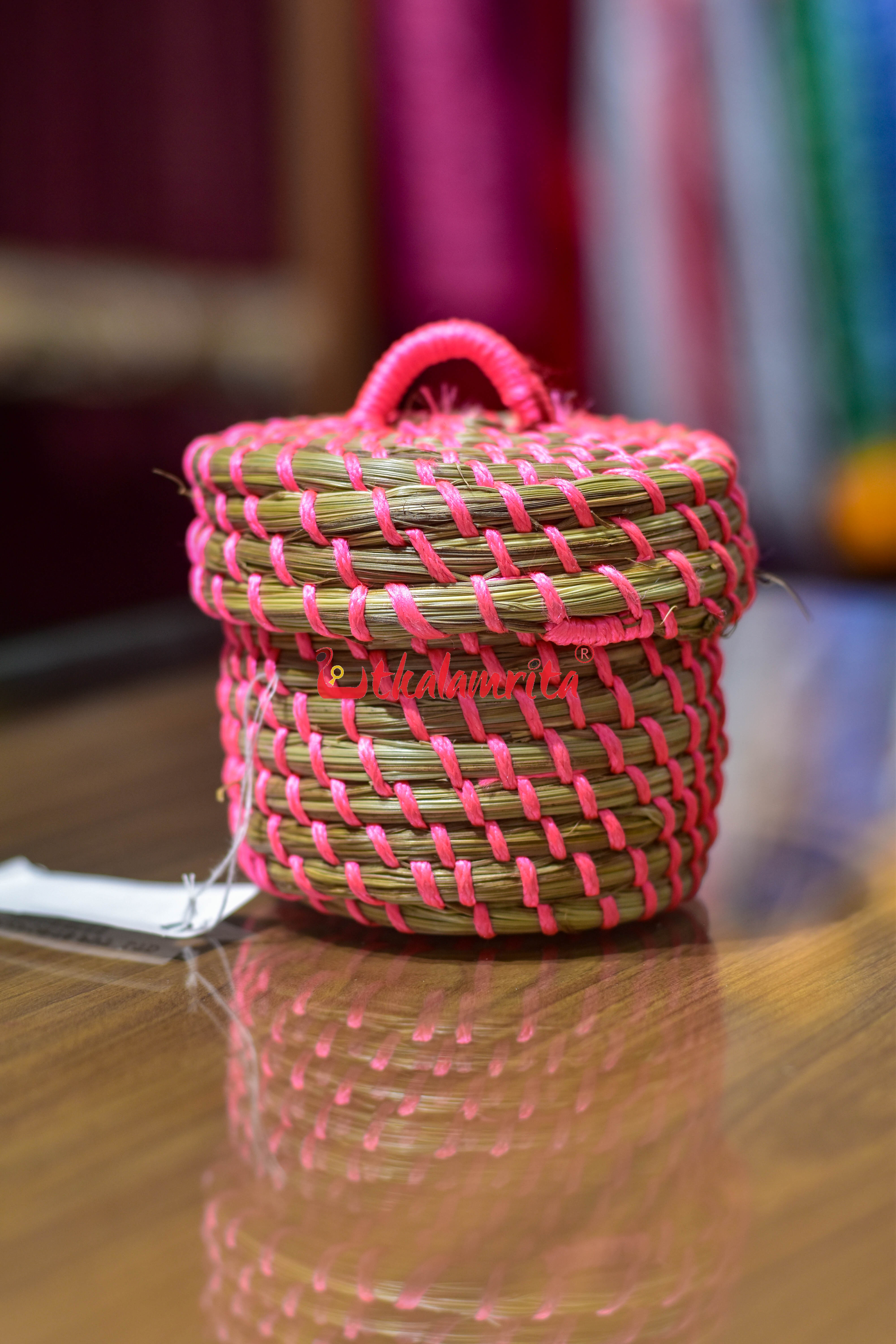Sabai Grass Fluorescent Pink Thread Jewellery Box