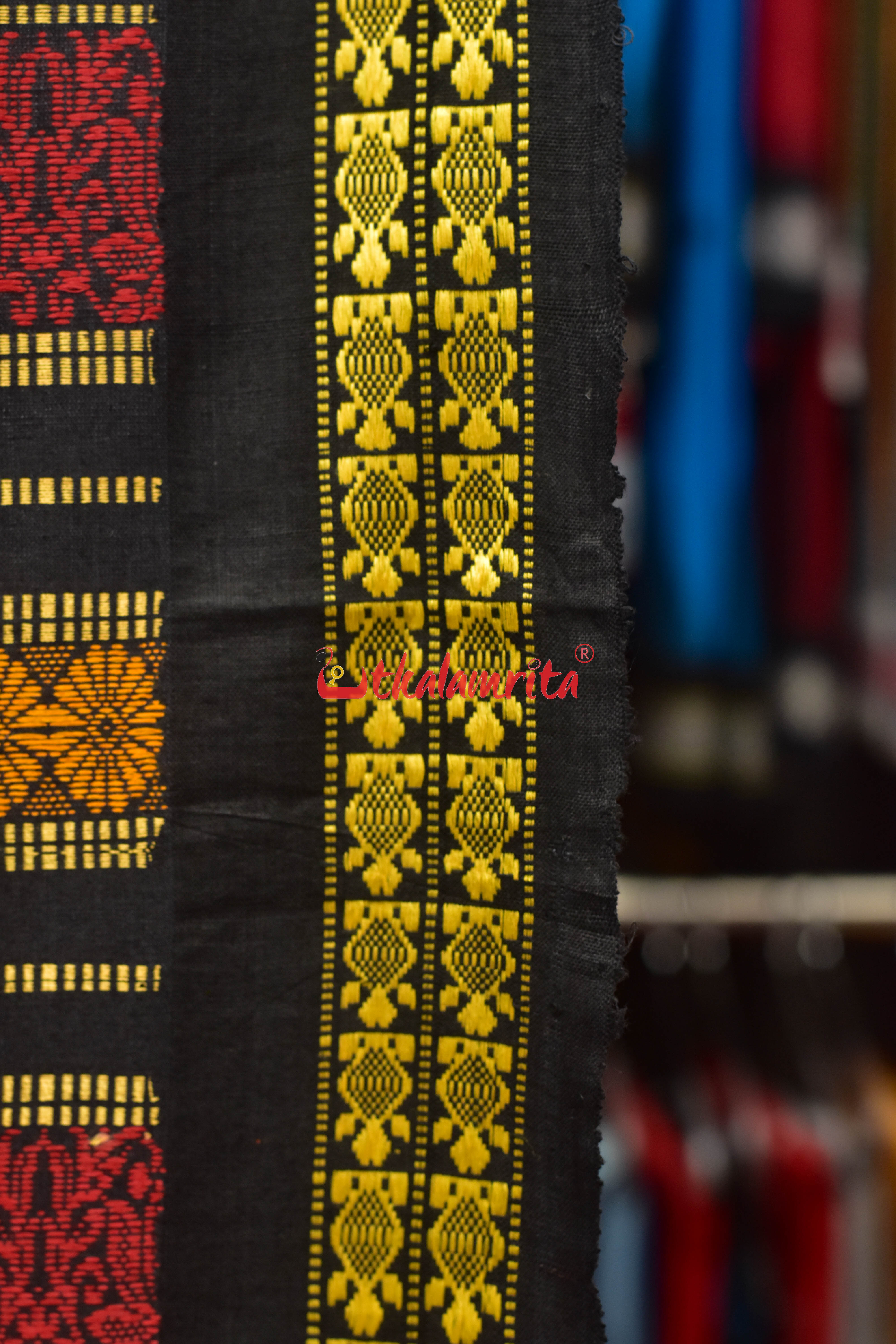 Red Black Tortoise Border Jaala Anchal Tussar Saree