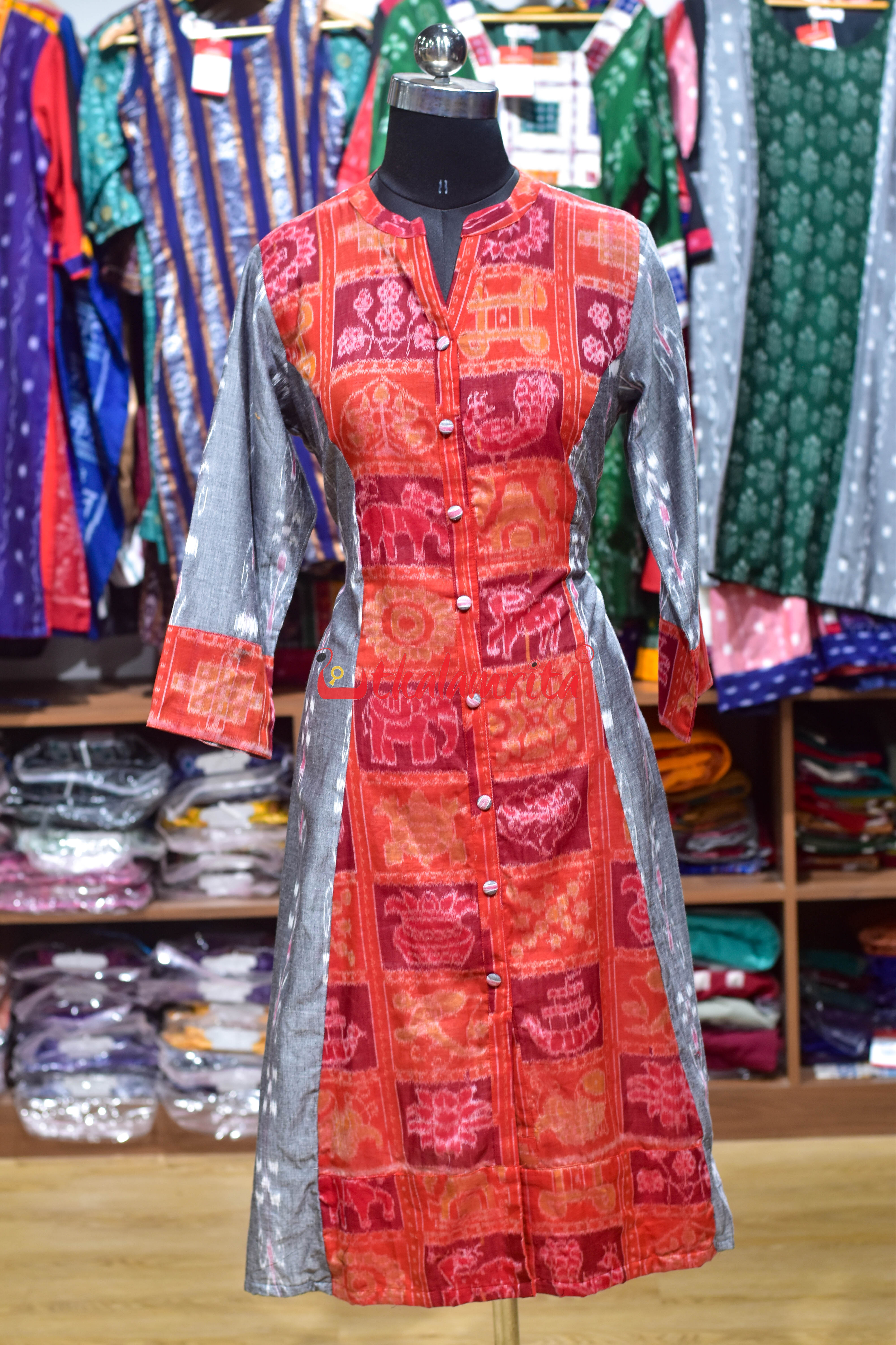 Grey Pasapali Kadha With Nabakothi Middle Design (Ladies Long Kurta)
