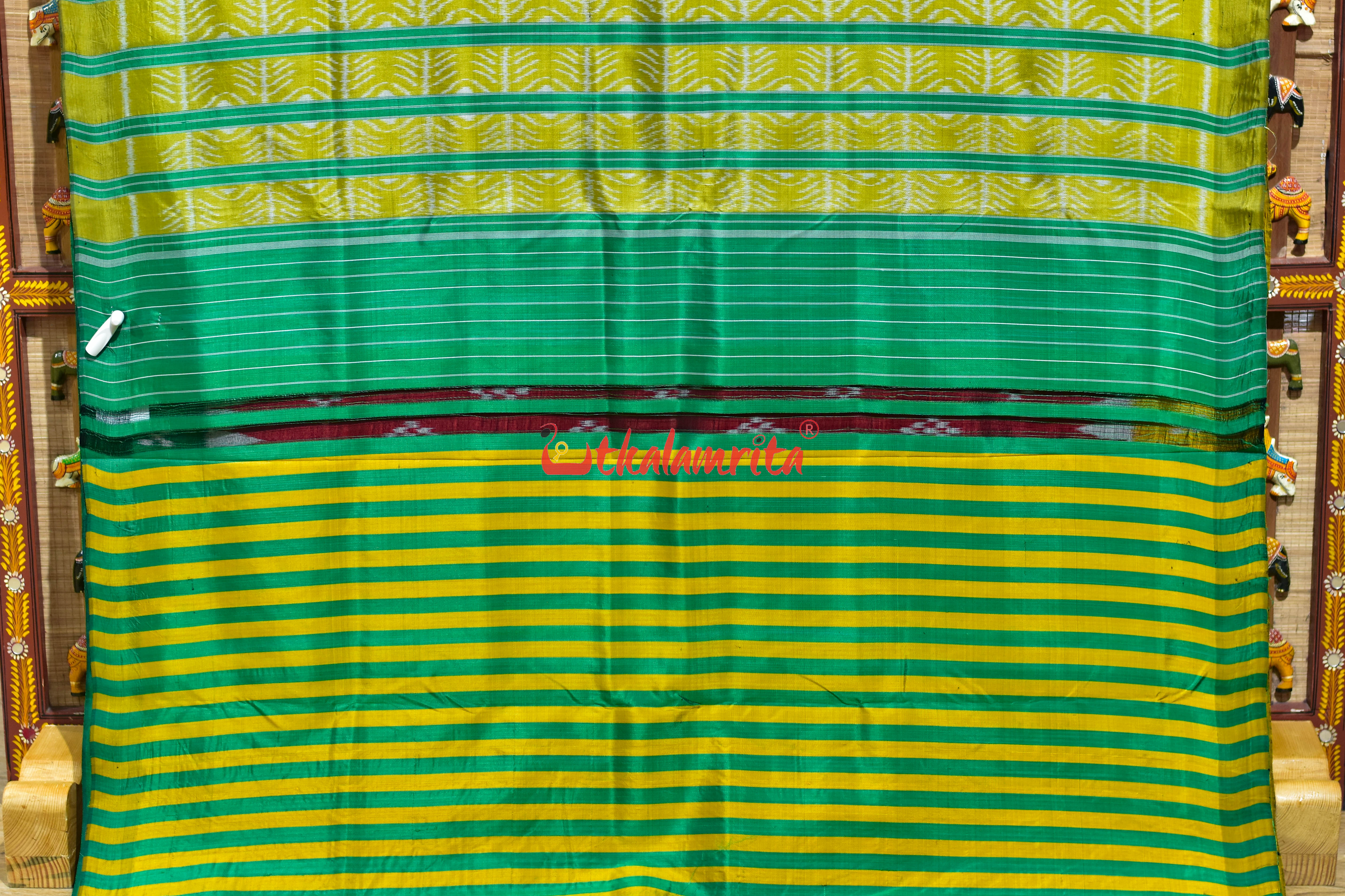 Ganga Jamuna Pasapali Red Khandua Silk Saree