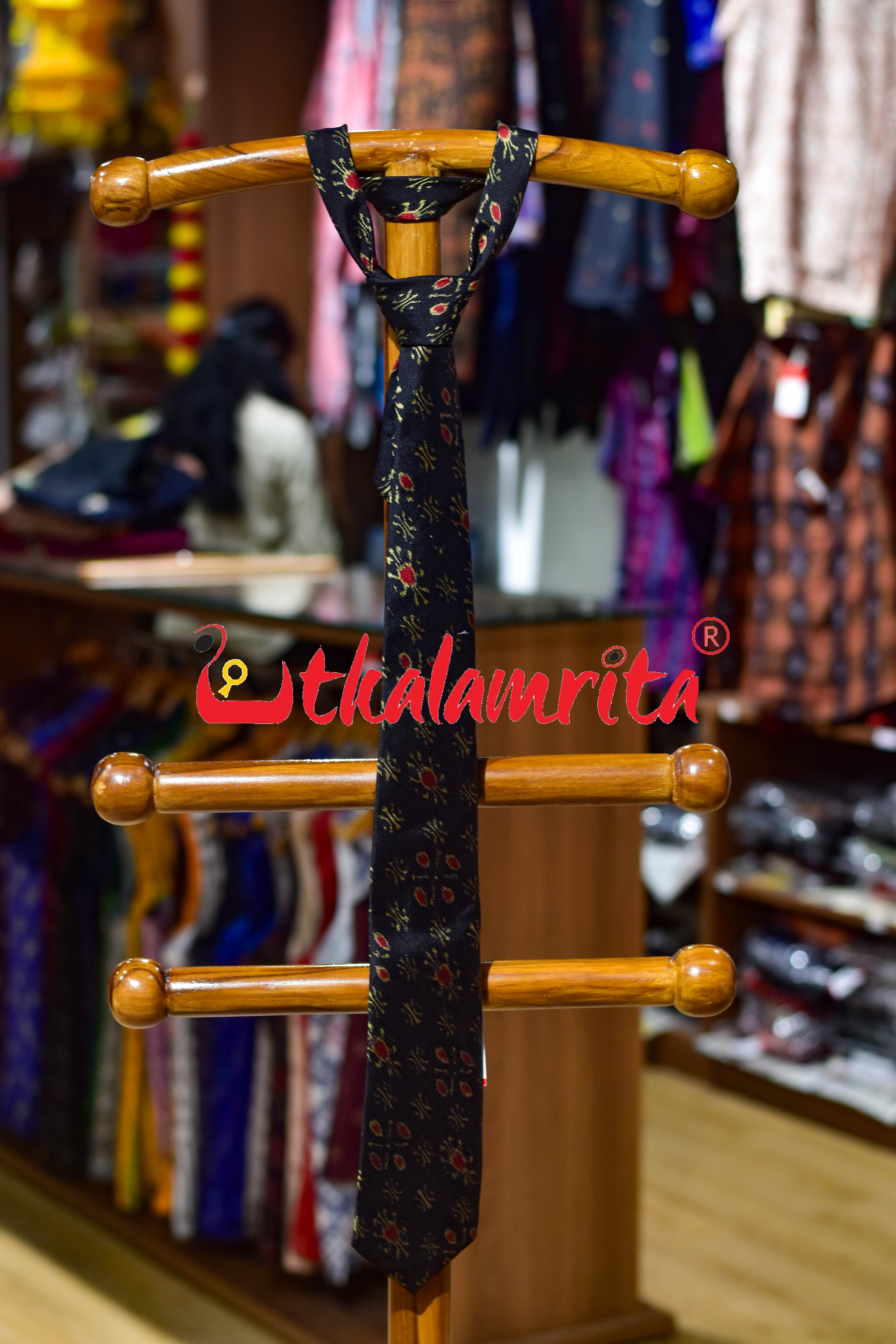 Black Red Star Flower Sambalpuri Silk (Tie)