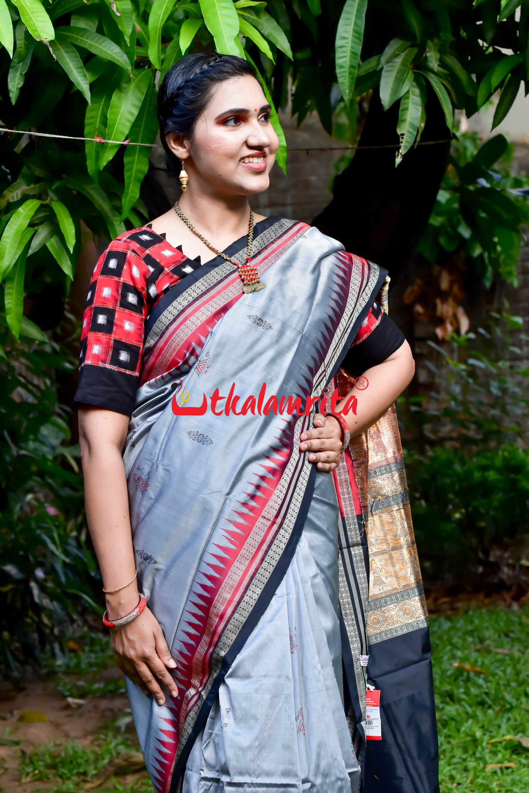 Grey Doll Bomkai Double Border Silk Saree