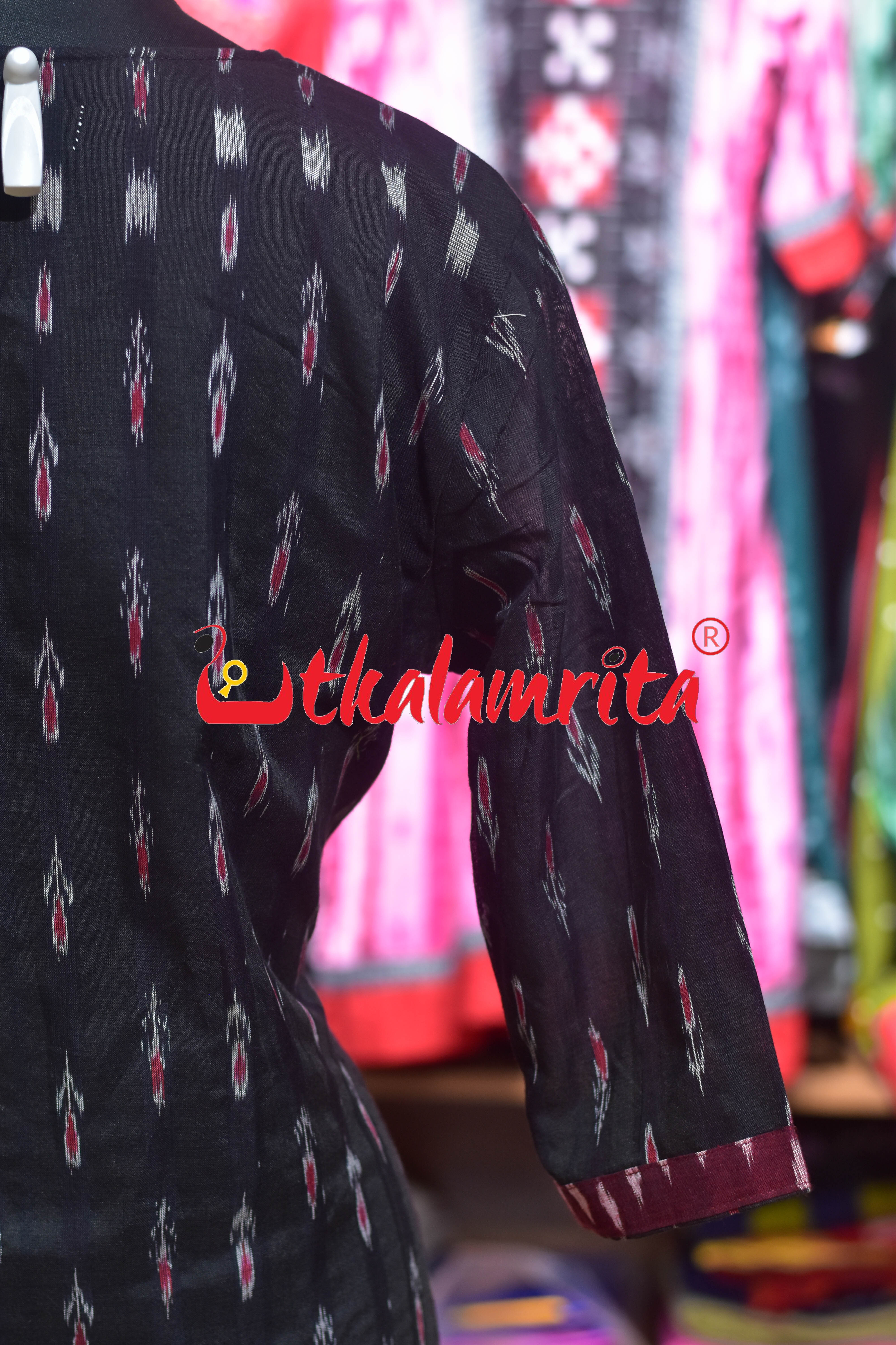 Black Labanga Middle Pasapali (Ladies' Kurti)