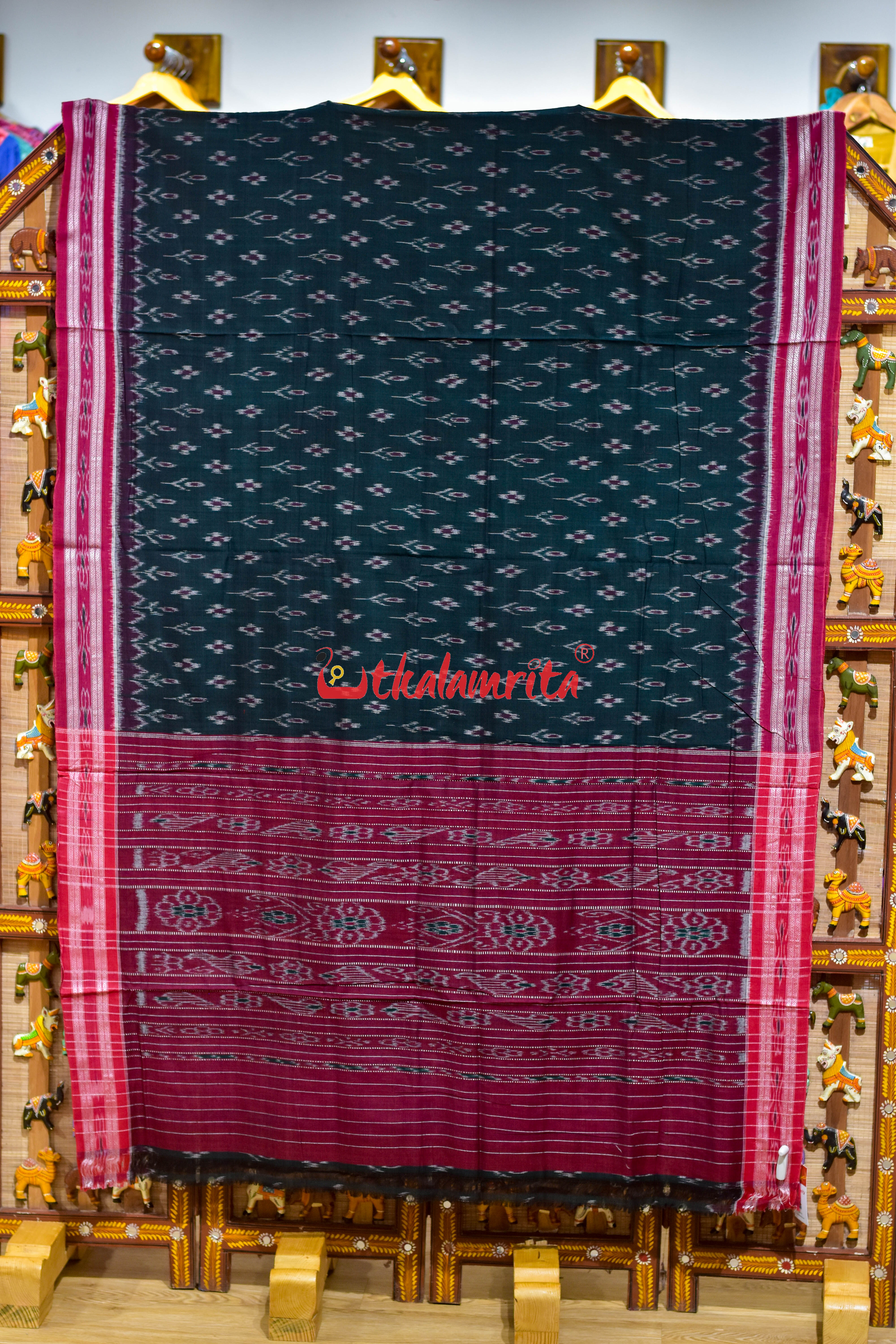 Bottle Green kadha Pasapali Khandua Cotton Saree