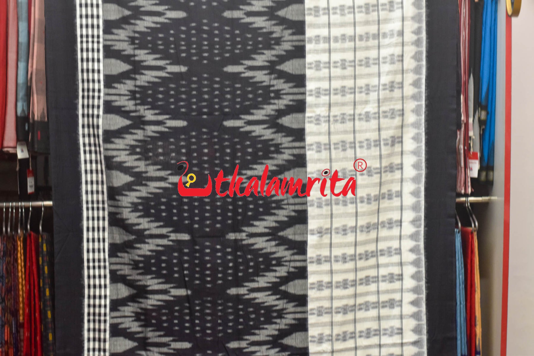 Half Half Black White Khandua Cotton Checks Saree