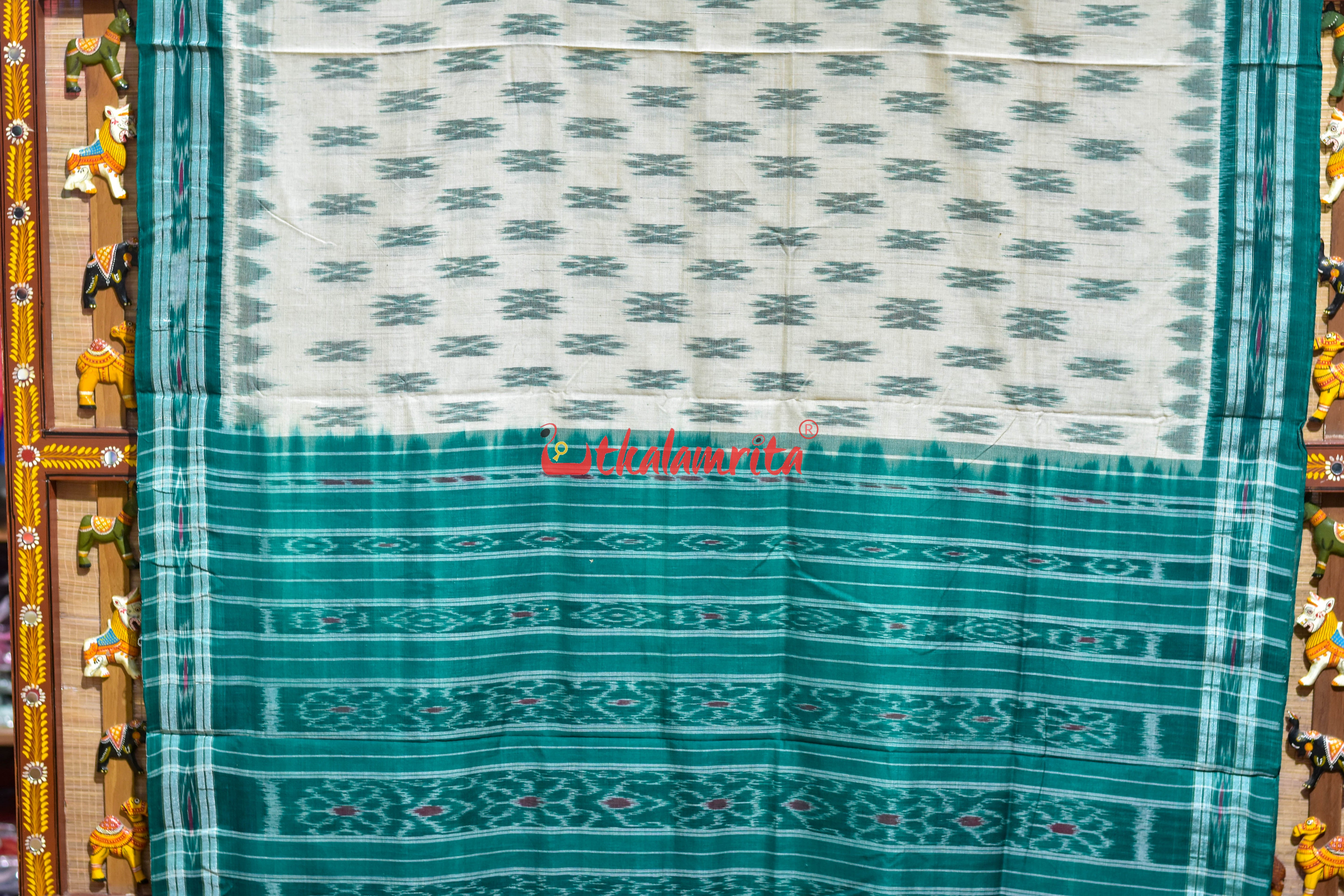 Off White with Green Body Bandha Khandua Cotton Saree