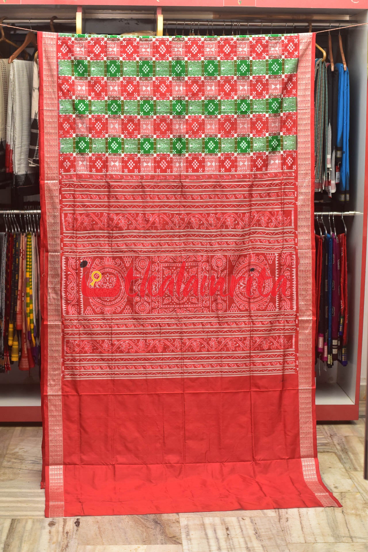 45 Kuthi Red Green Sambalpuri Pasapali Silk Saree
