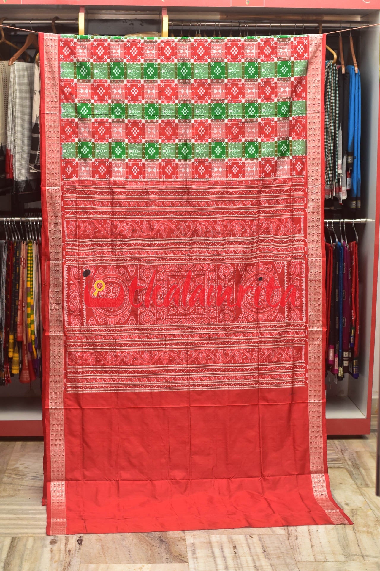 45 Kuthi Red Green Sambalpuri Pasapali Silk Saree