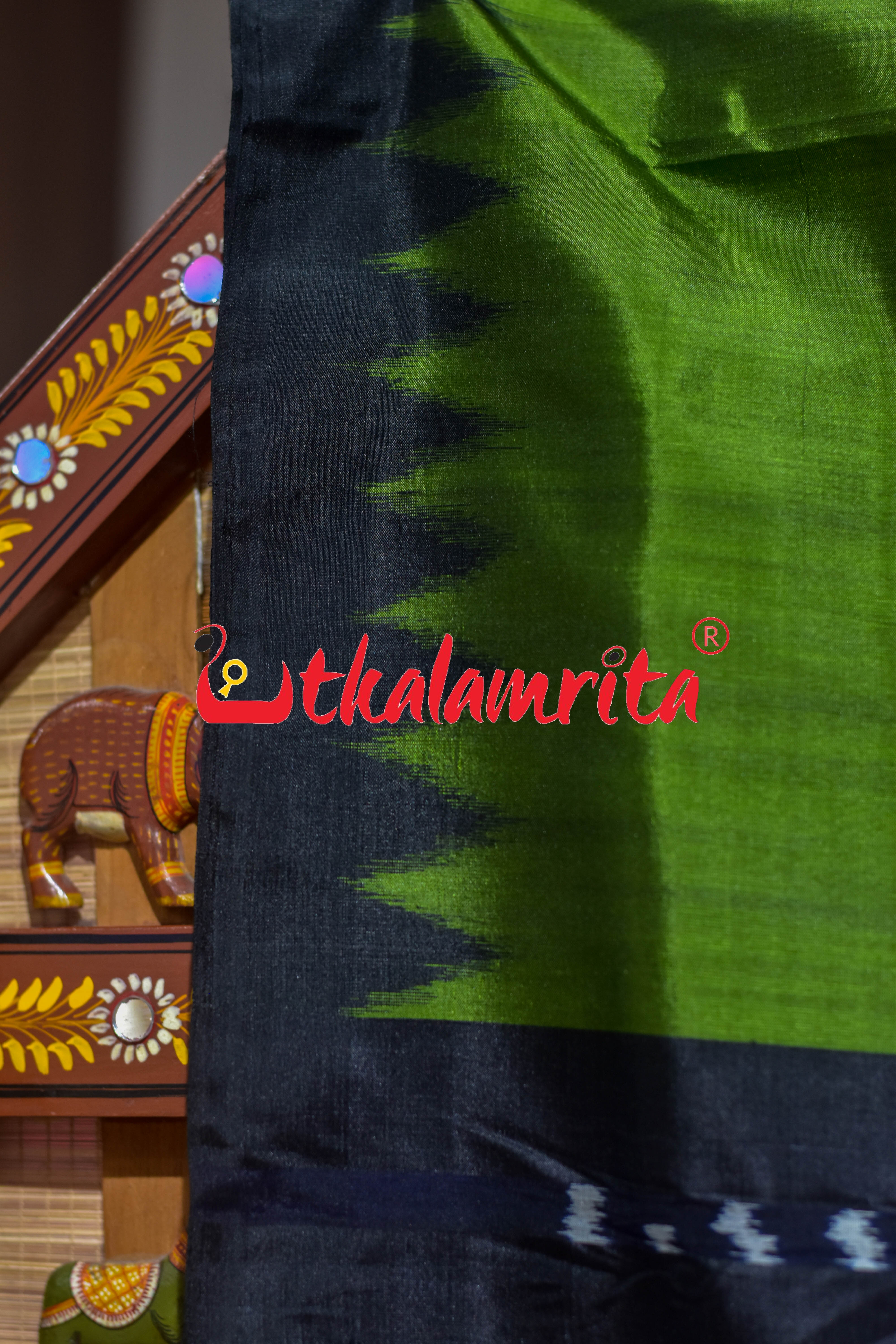 Mehndi Black Jhoti Anchal Khandua Silk Saree