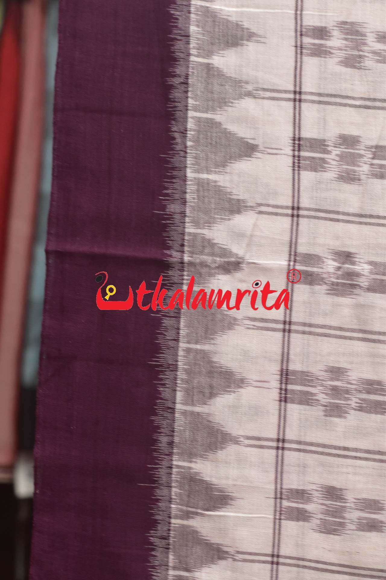 Half Half Grape White Khandua Cotton Checks Saree